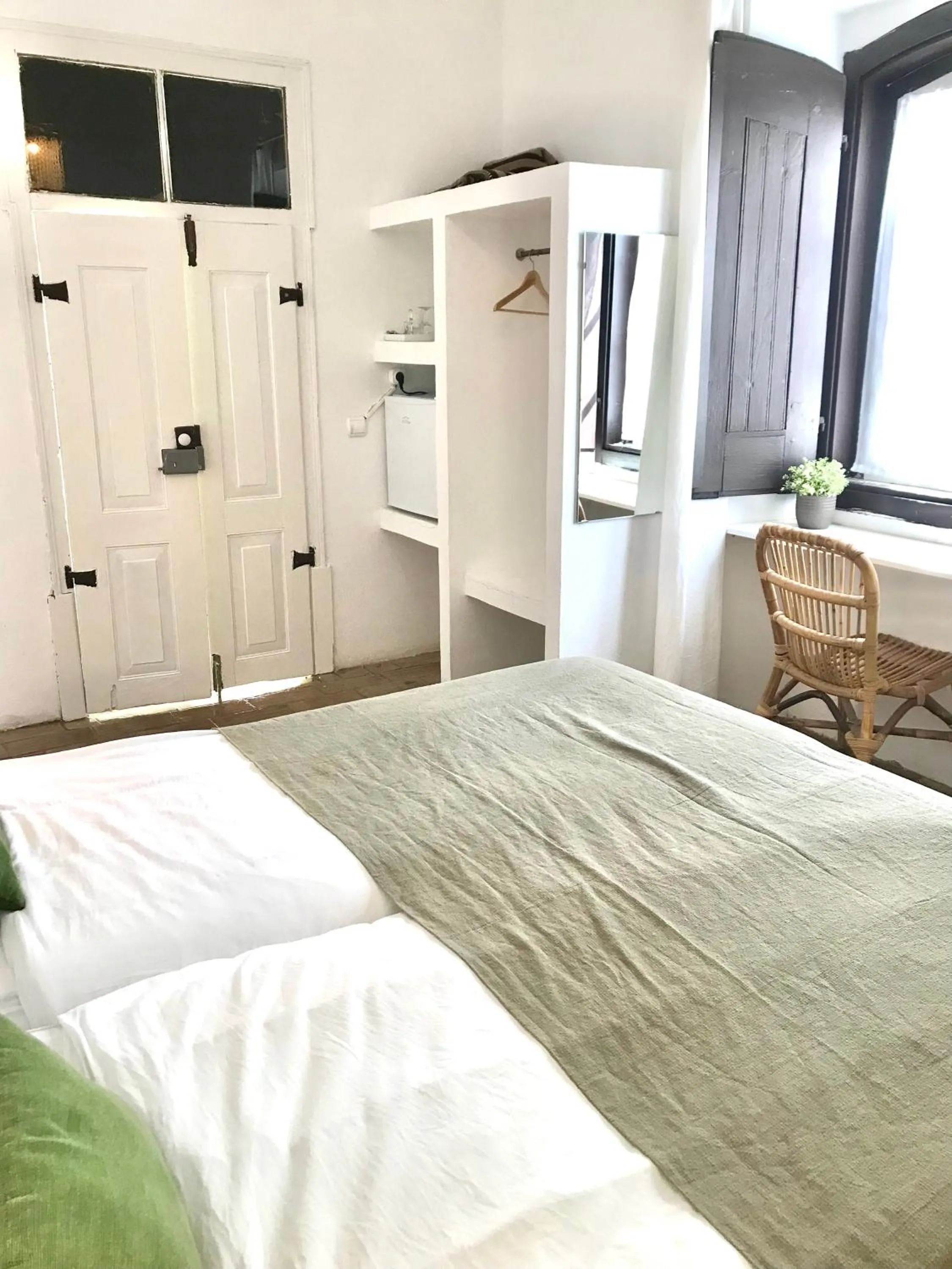 Photo of the whole room in Casa Largo do Poço Guesthouse