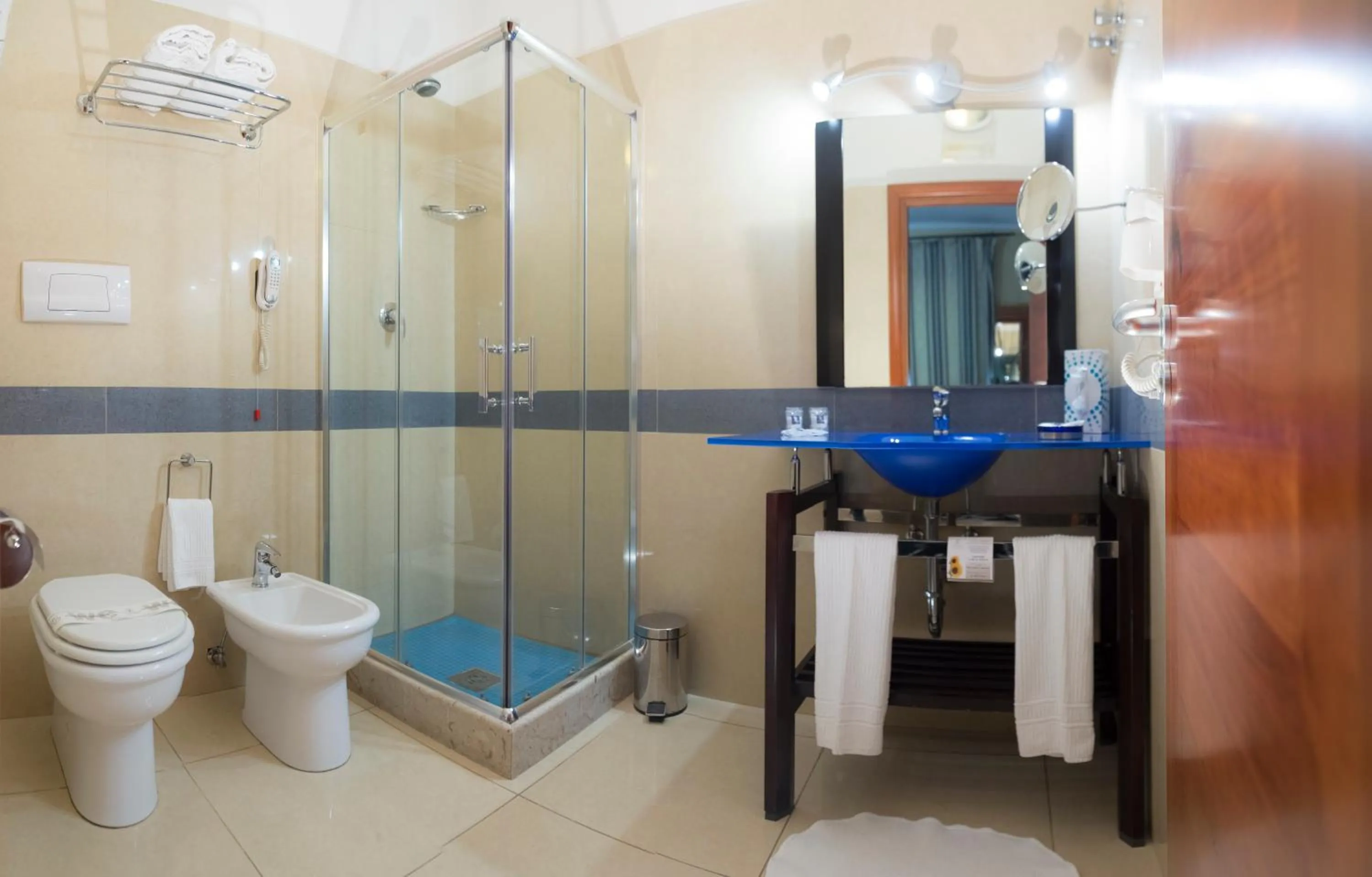 Day in Hotel San Luca