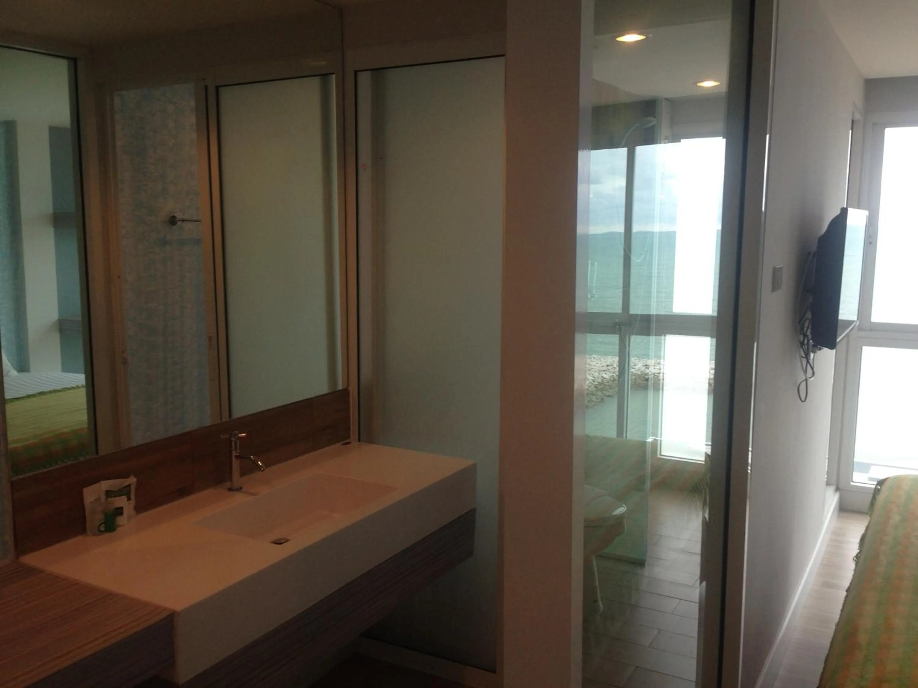 Day in Nantra Pattaya Baan Ampoe Beach