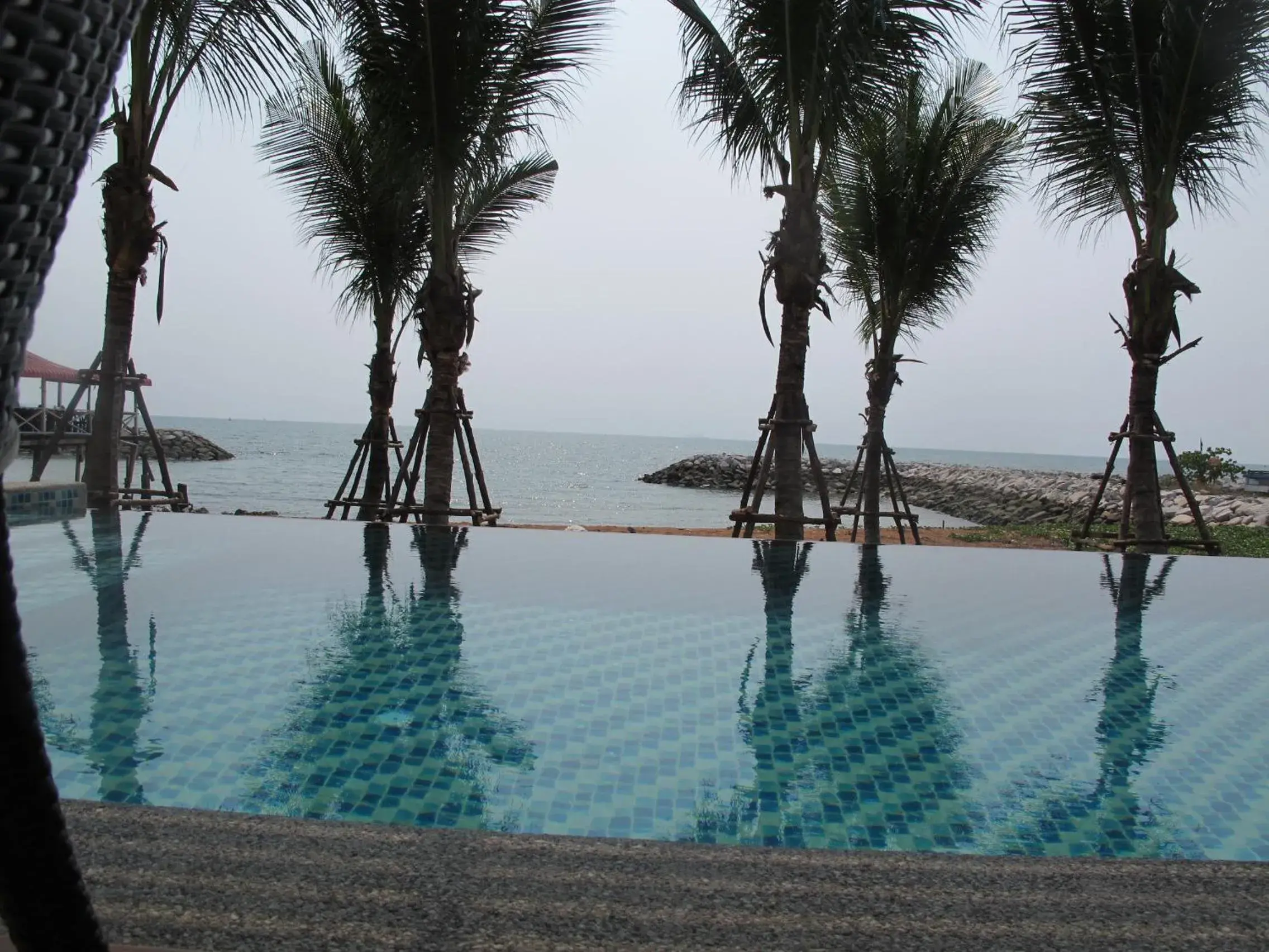 Swimming pool in Nantra Pattaya Baan Ampoe Beach Swimming pool in Nantra Pattaya Baan Ampoe Beach