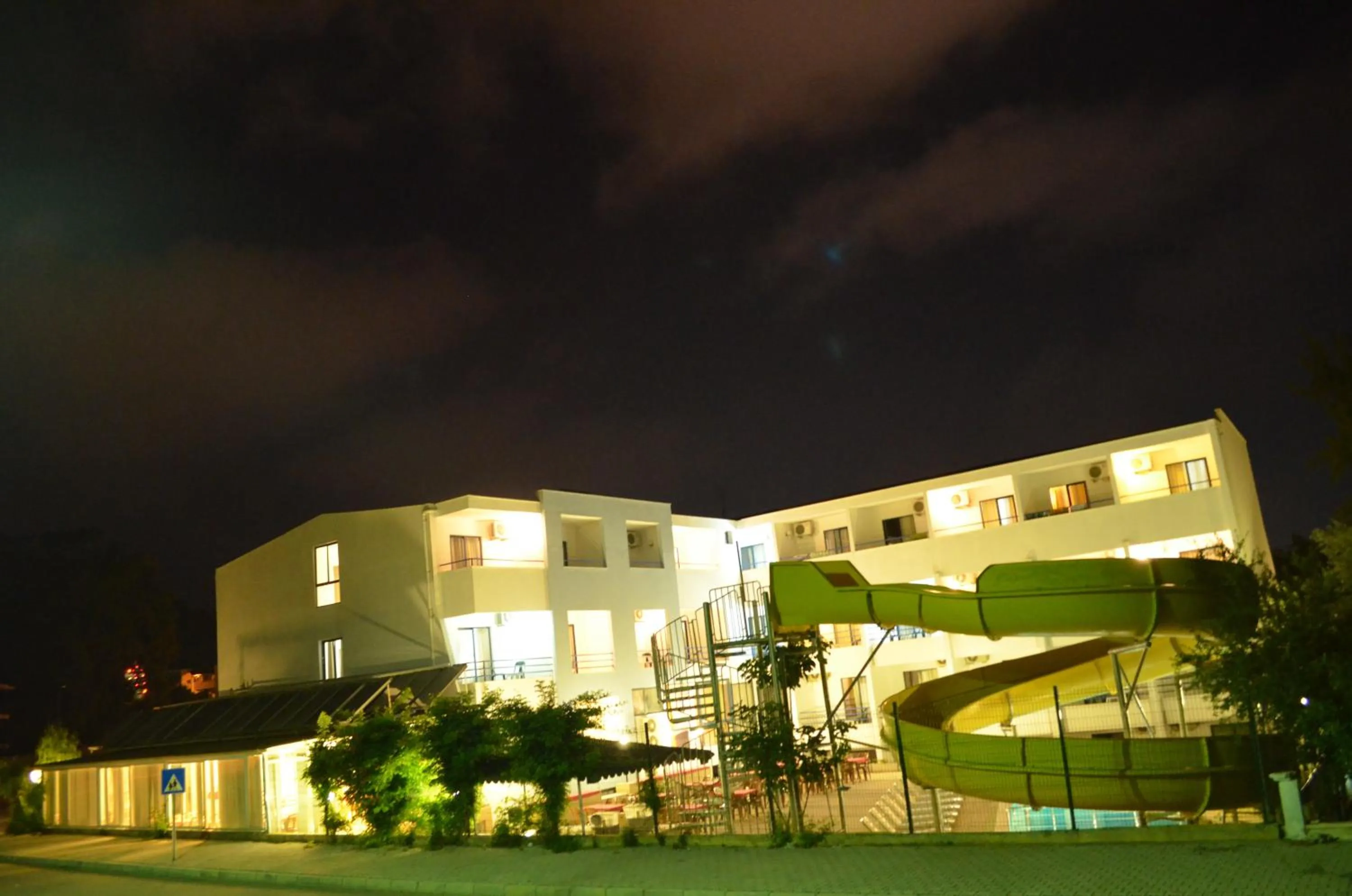 Garden view in Park Avrupa Hotel