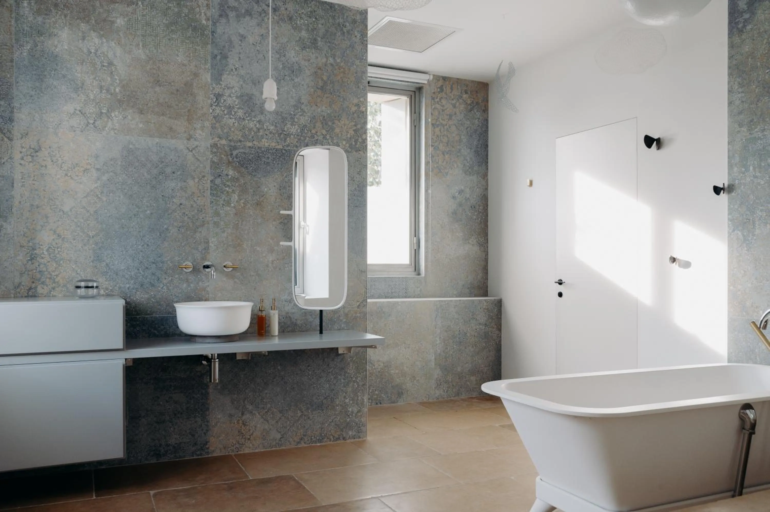 Bathroom in Hôtel Domaine de Biar