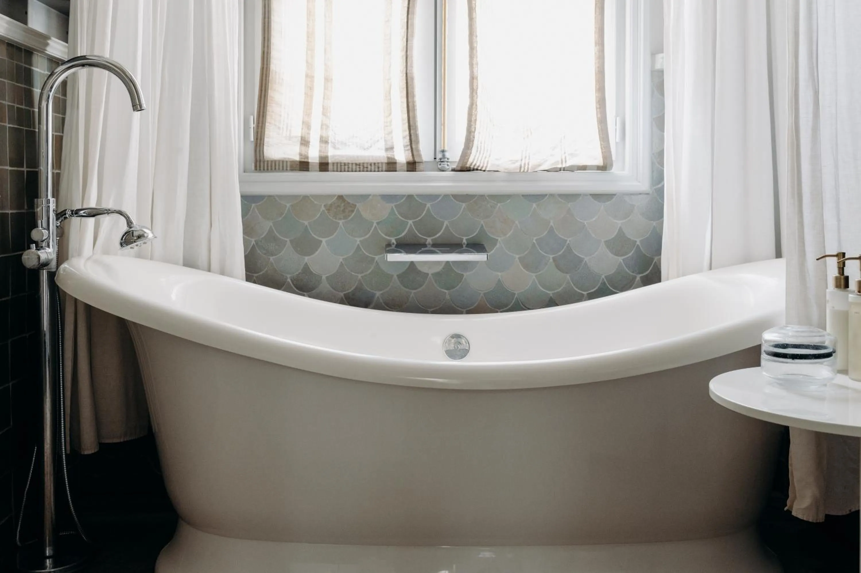 Bathroom in Hôtel Domaine de Biar