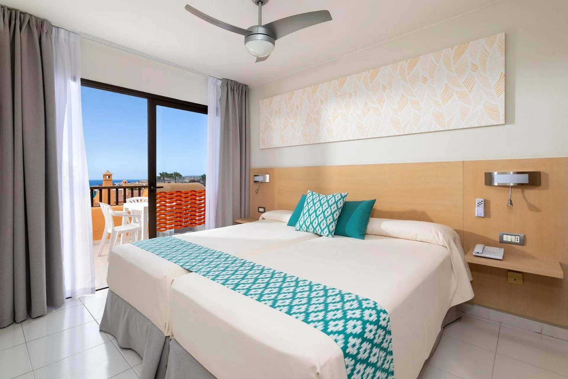 Photo of the whole room, Bed in Tagoro Family & Fun Costa Adeje