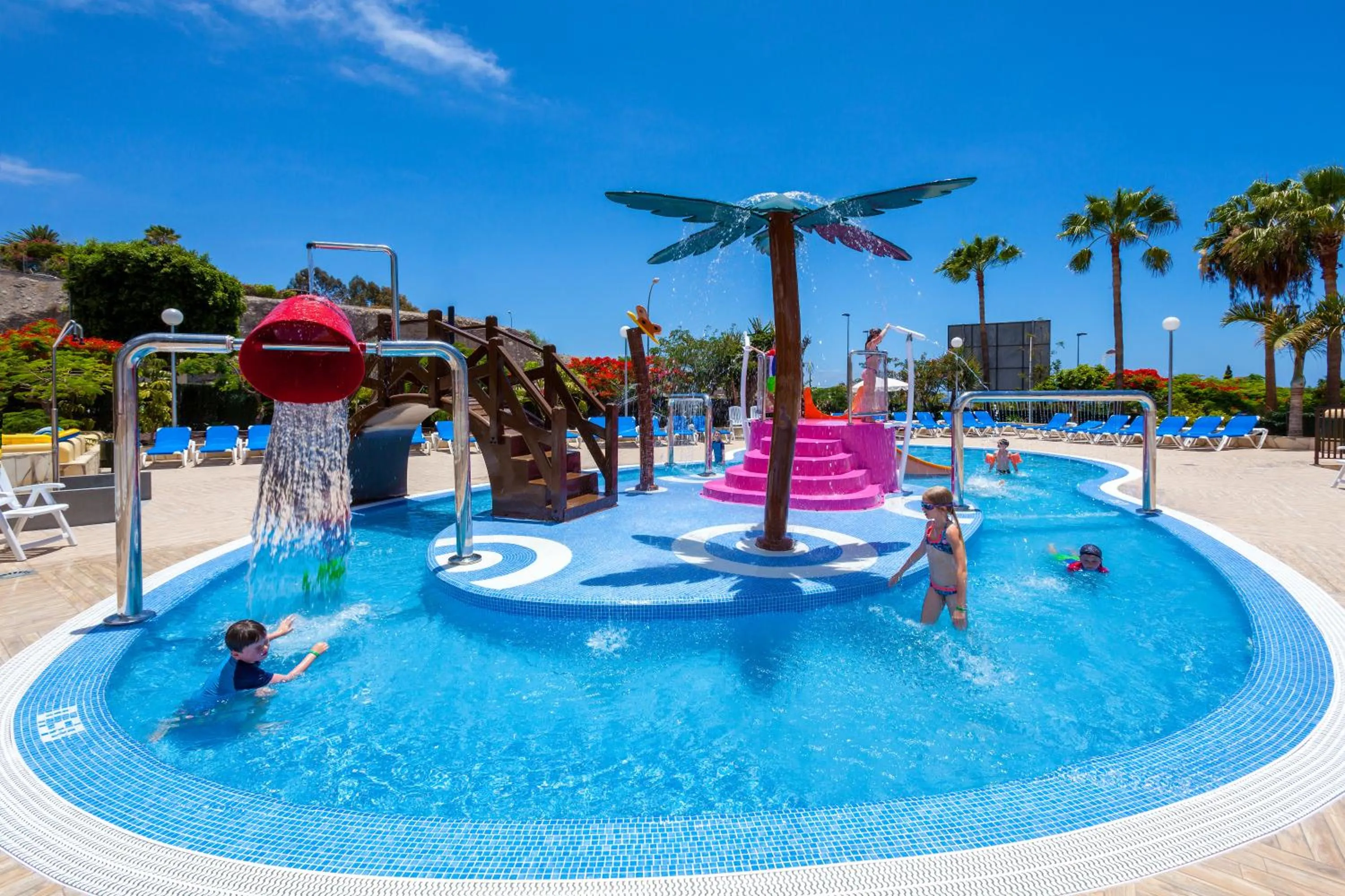 Swimming pool in Tagoro Family & Fun Costa Adeje