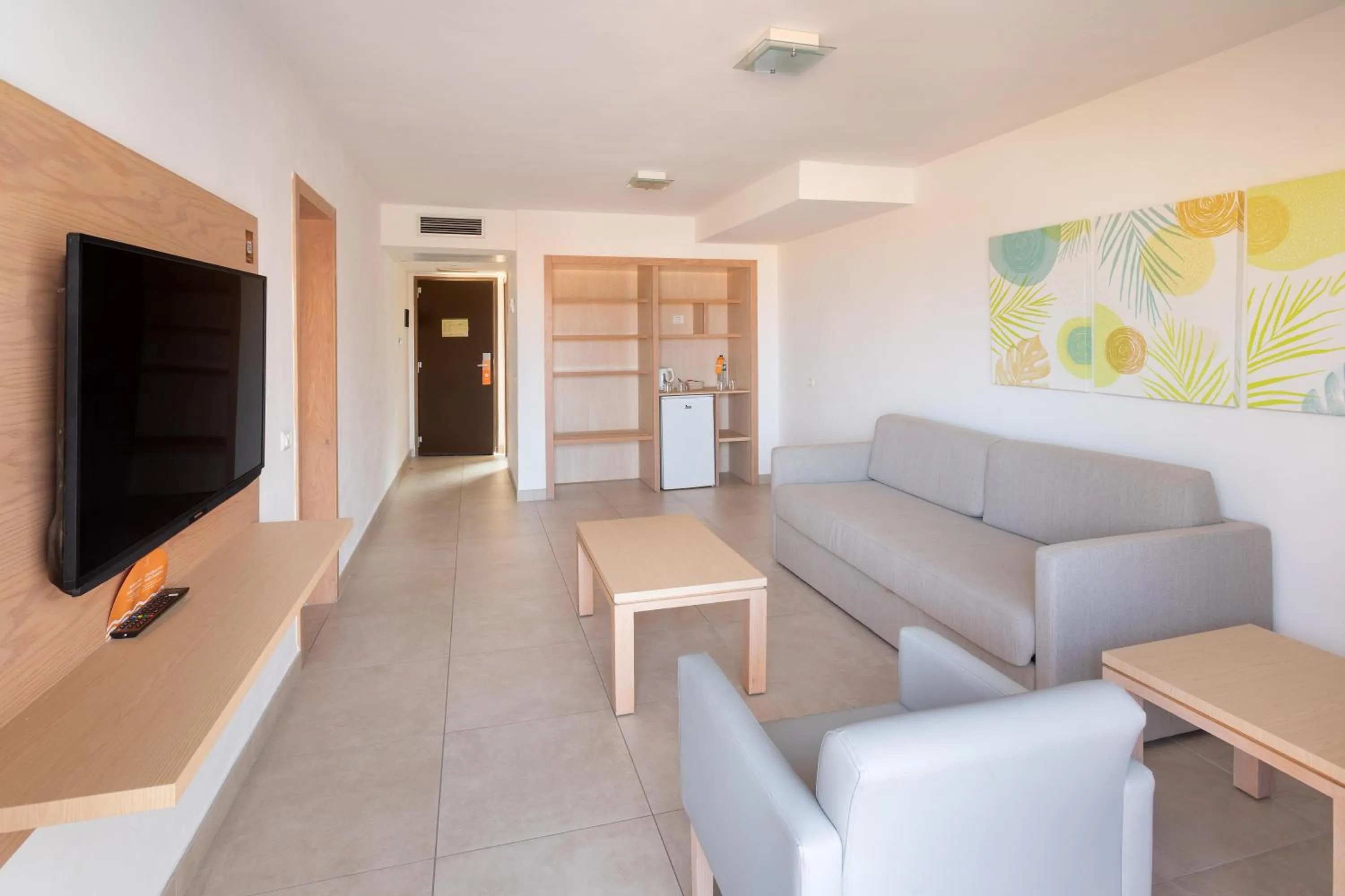 Photo of the whole room in Tagoro Family & Fun Costa Adeje