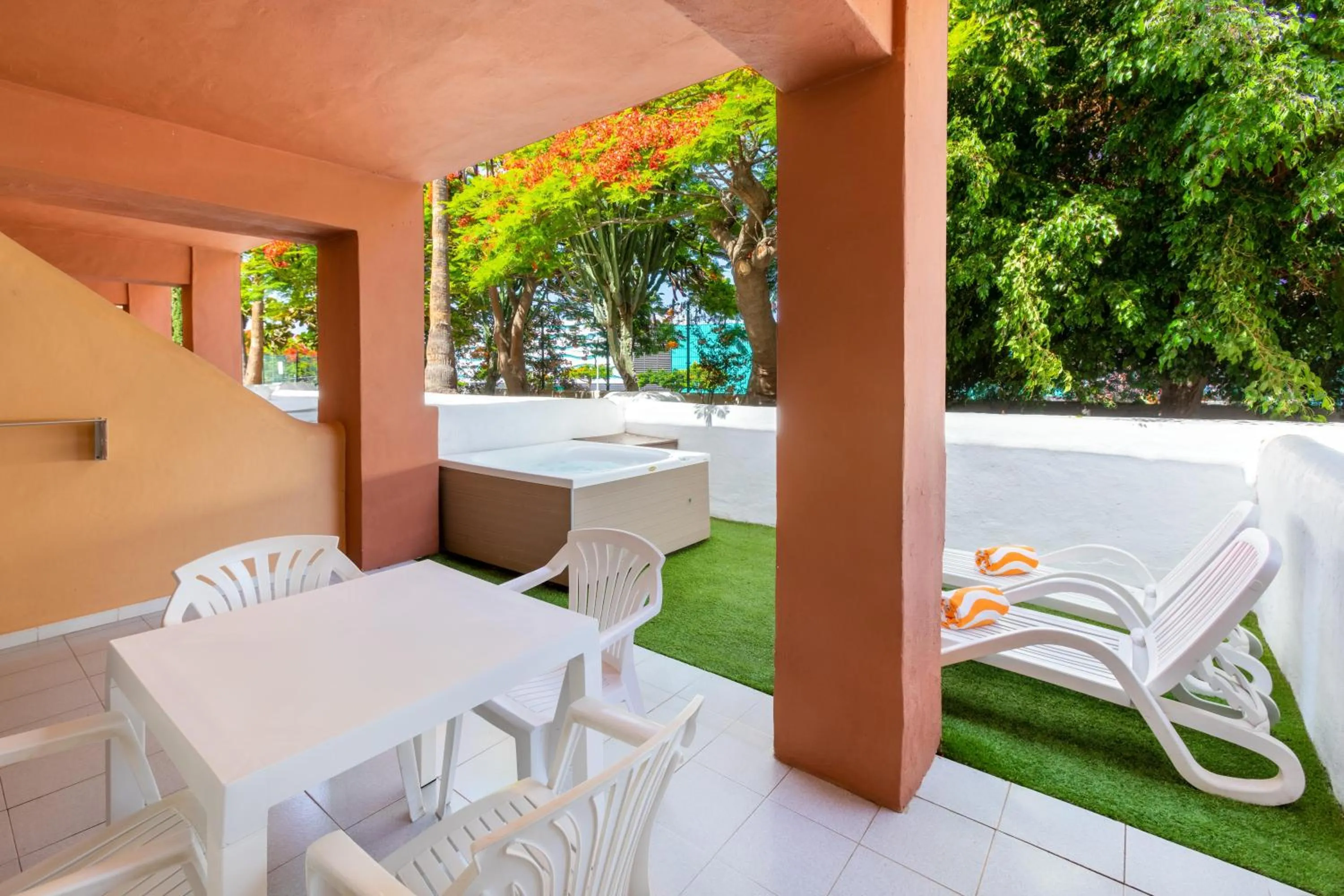 Photo of the whole room in Tagoro Family & Fun Costa Adeje