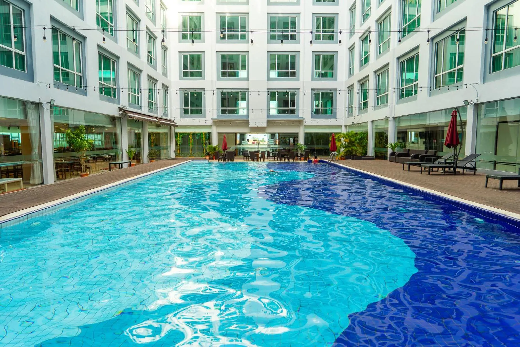 Swimming pool in Pan Borneo Hotel Kota Kinabalu