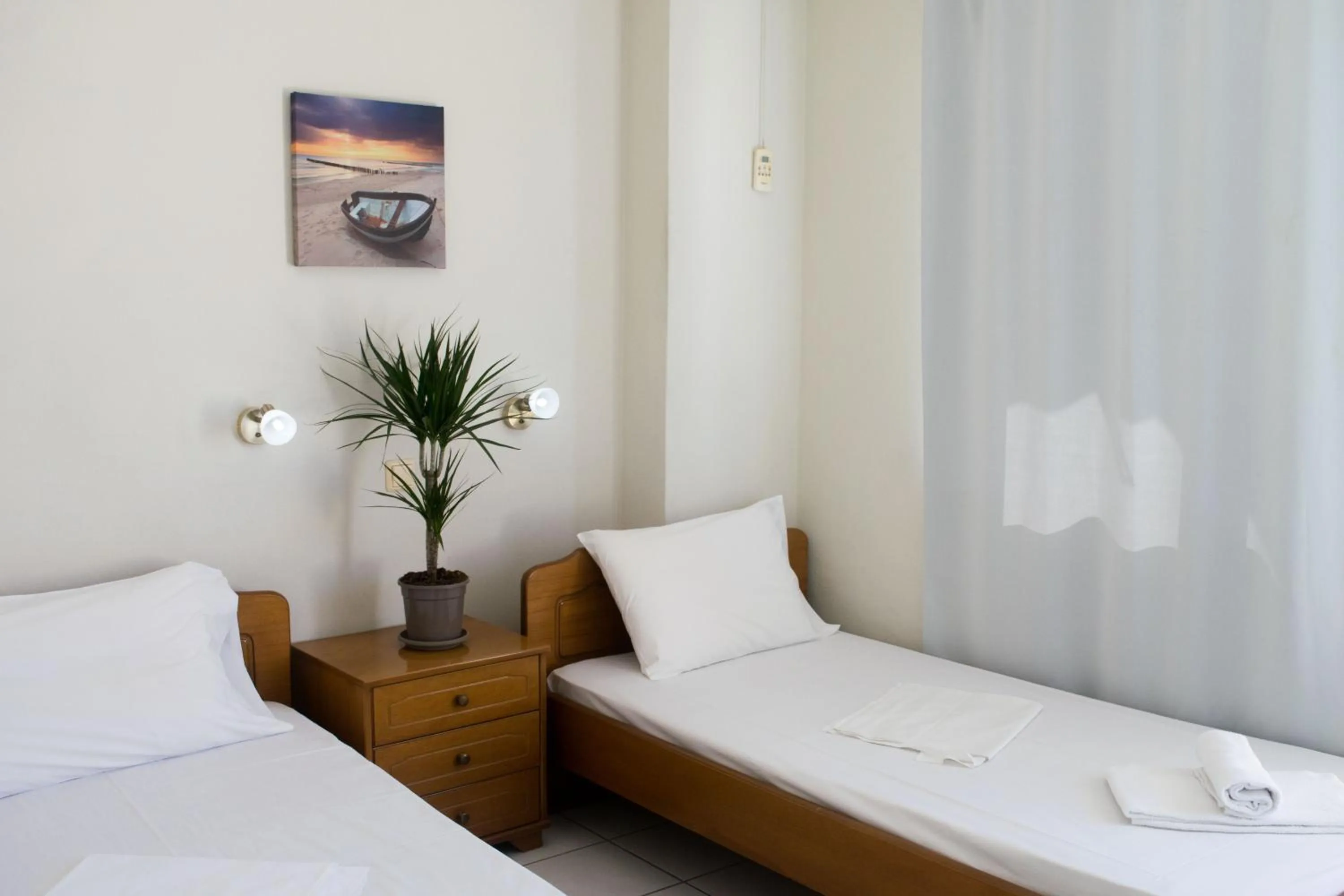 Bedroom, Bed in Greta Apartments