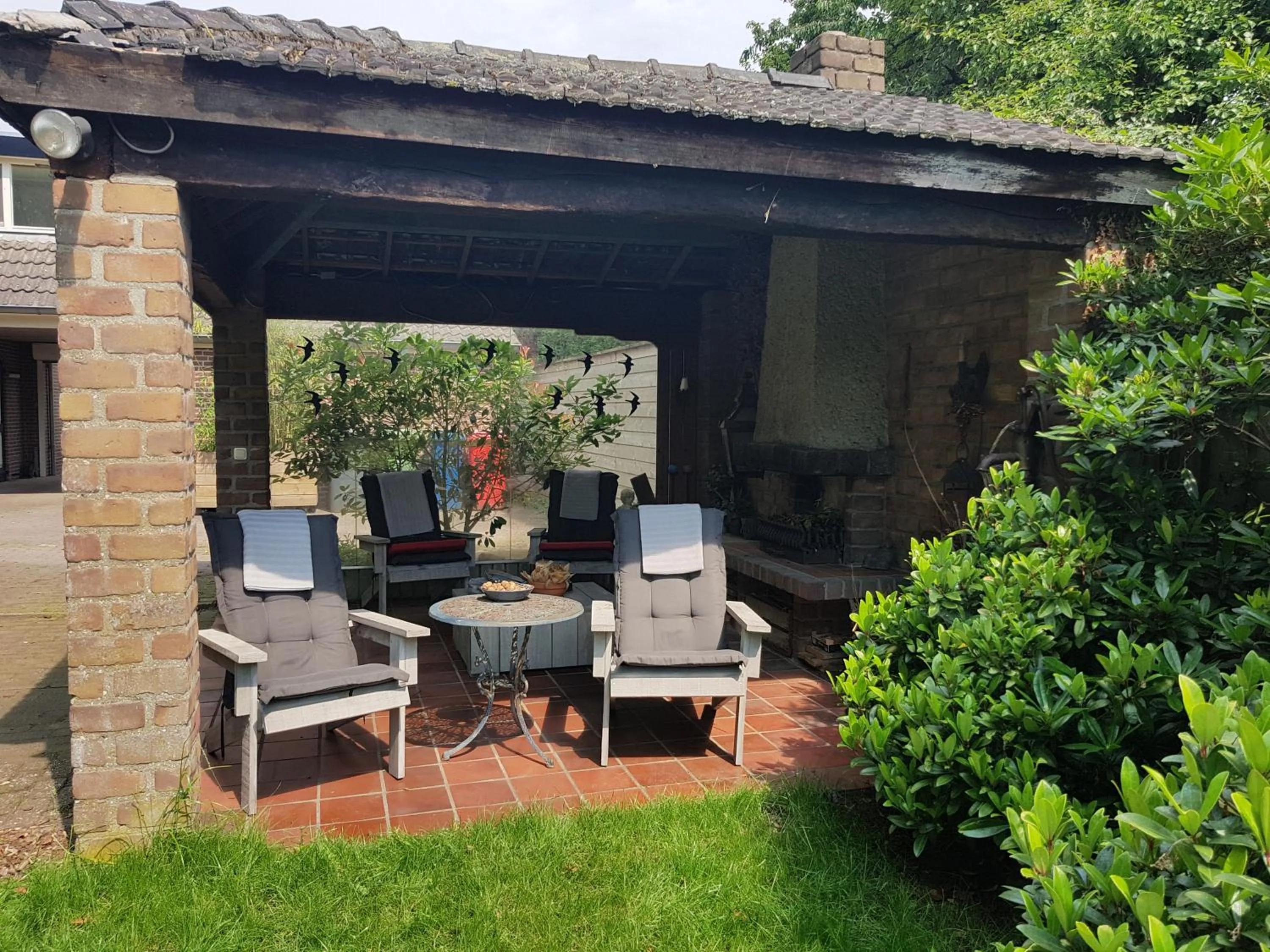 Patio in B&B Oostrik