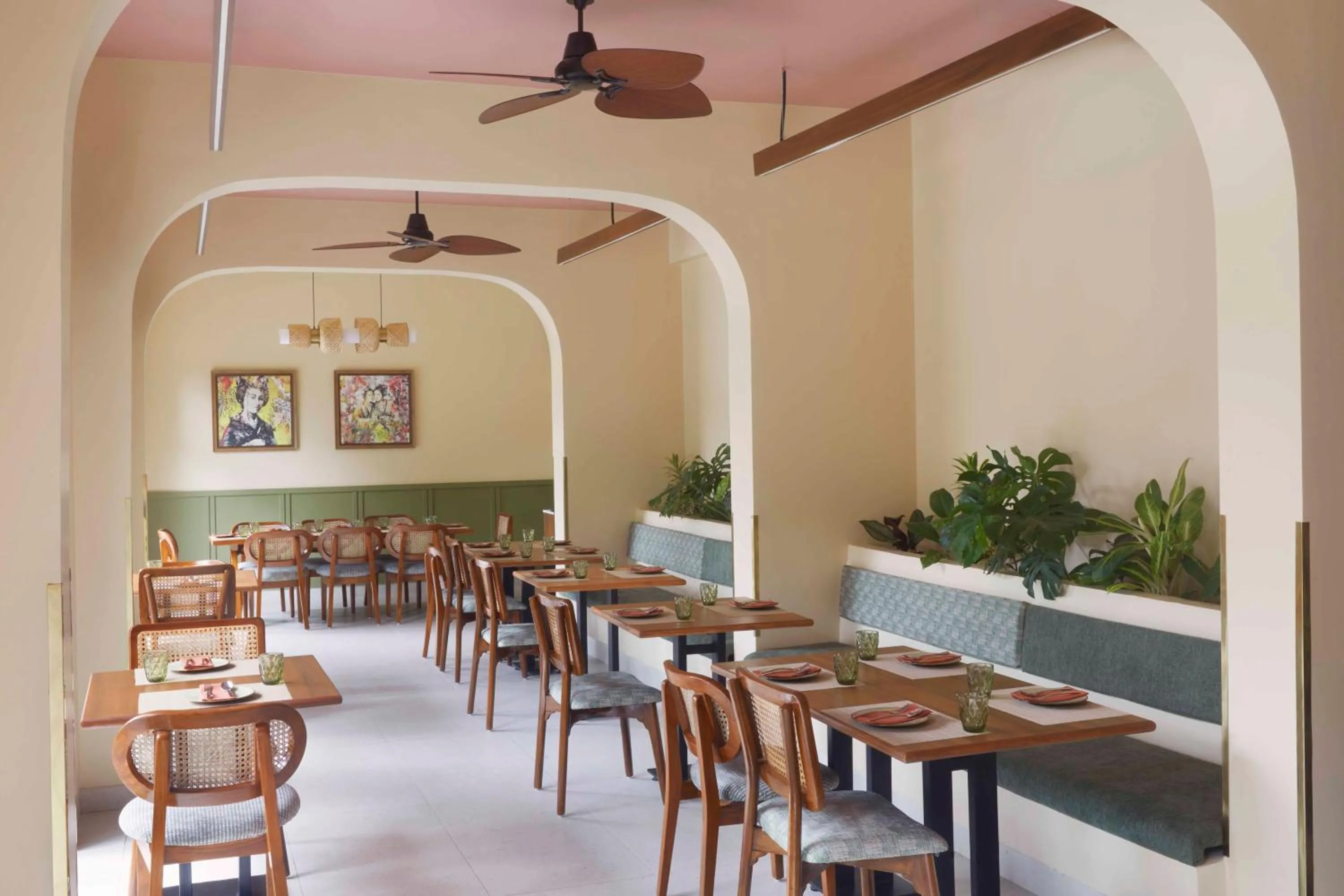 Restaurant/places to eat in Radha House Siolim A Boutique Hotel