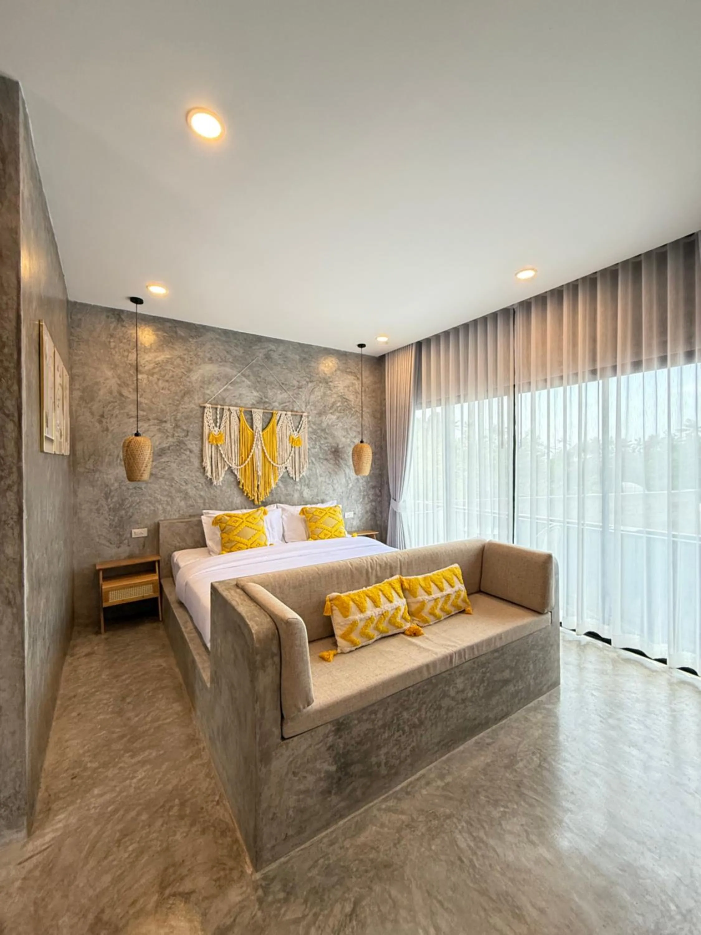 Bed in The Hidden Gem
