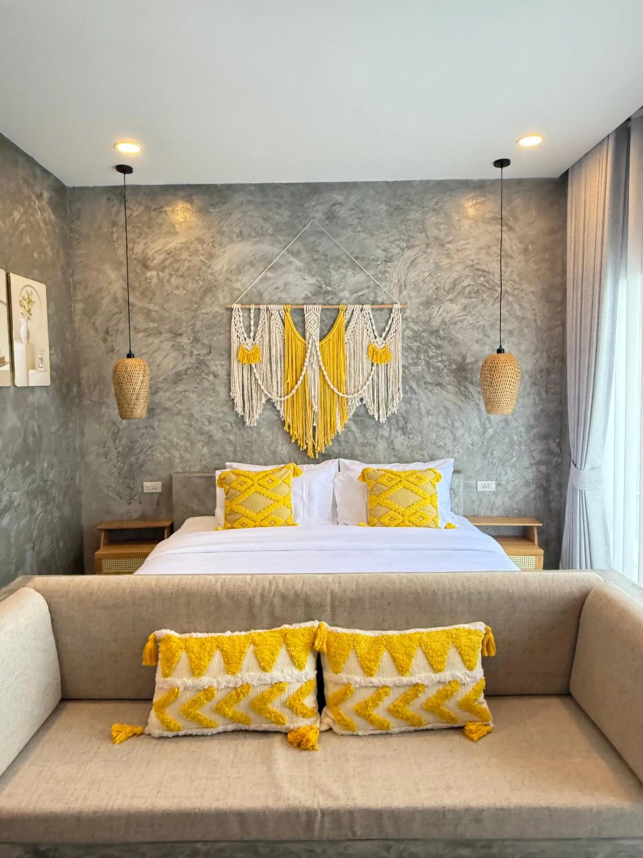 Bed in The Hidden Gem