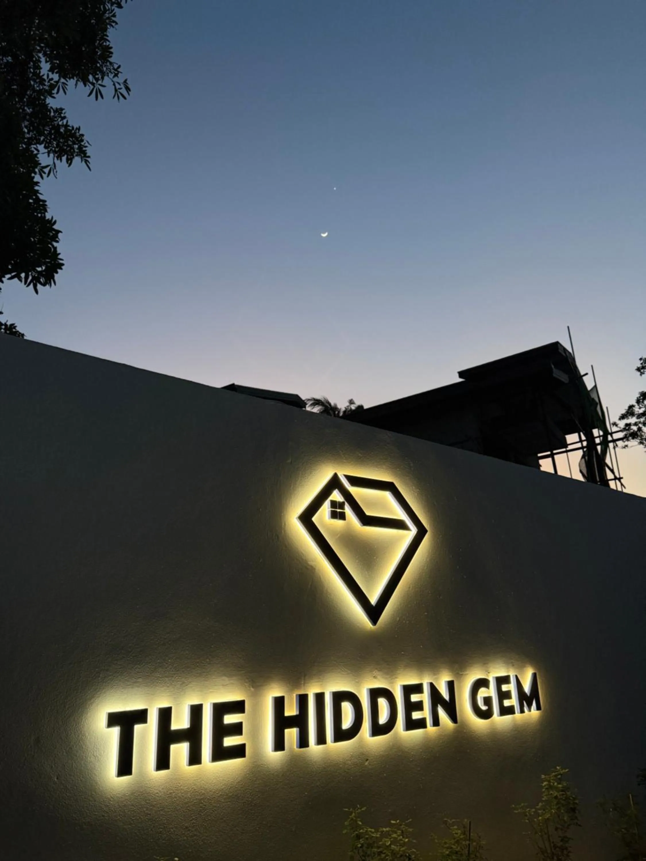 Night in The Hidden Gem