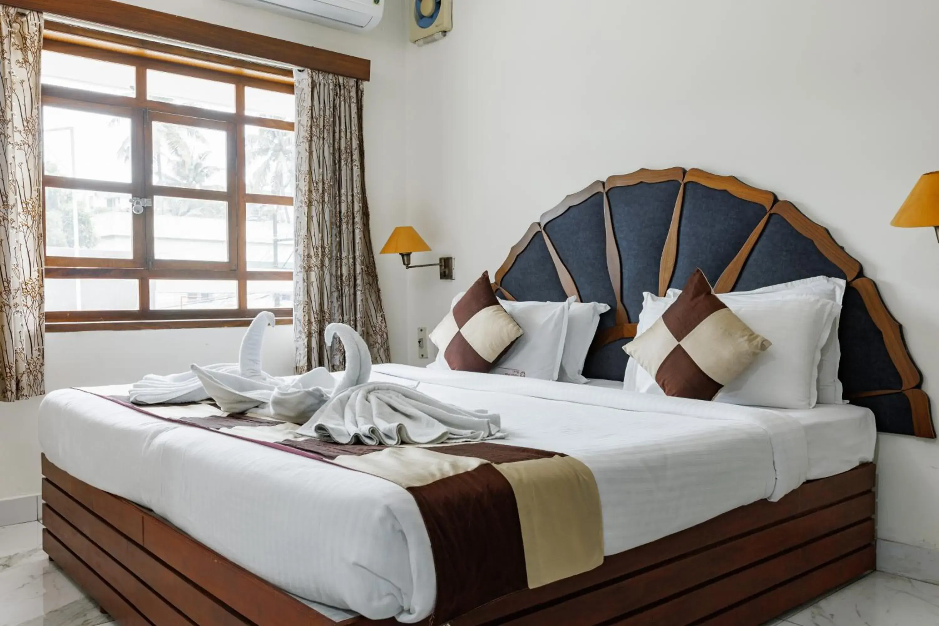 Bed in paulson park hotel Bed in paulson park hotel