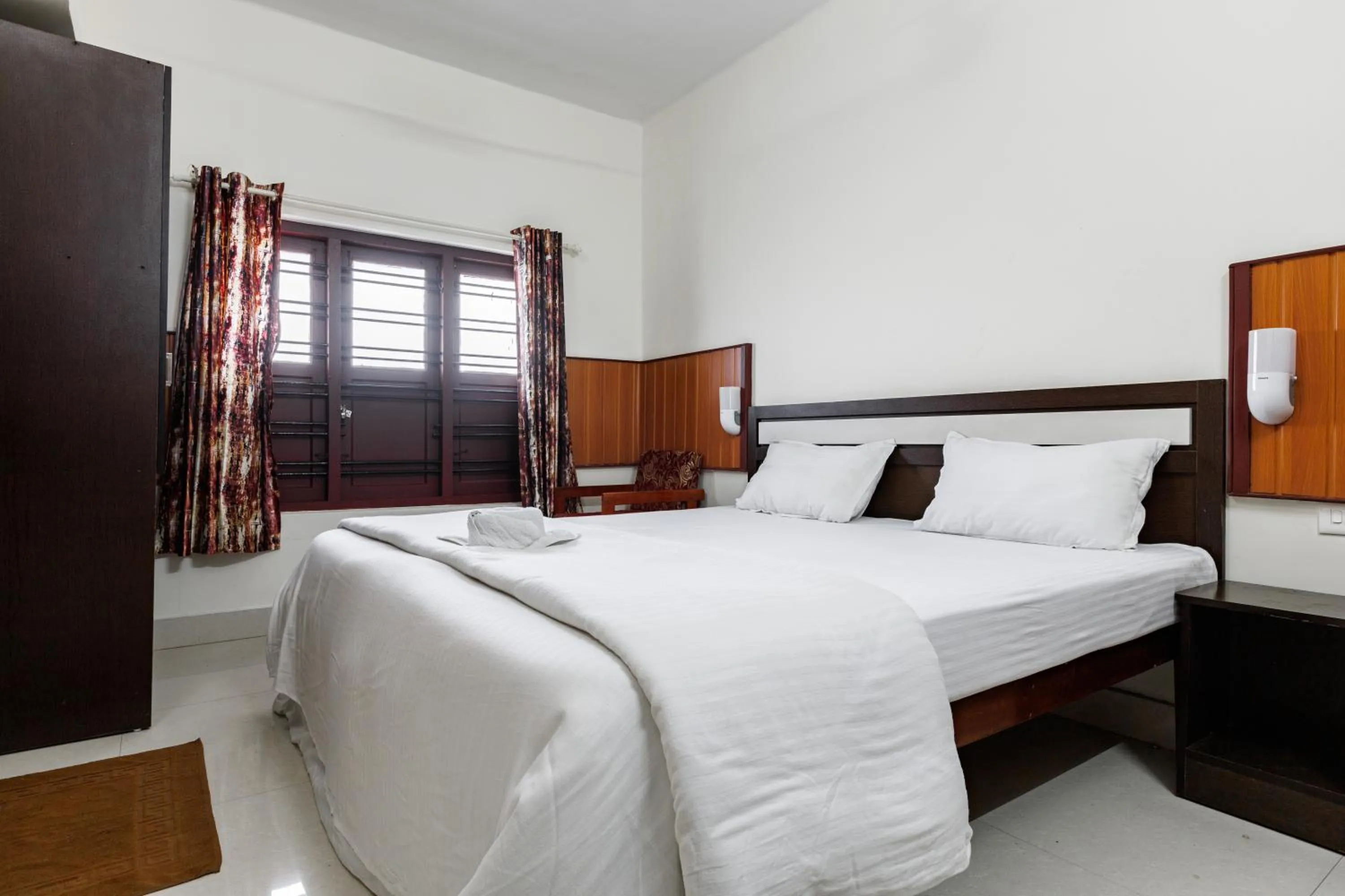 Bed in paulson park hotel