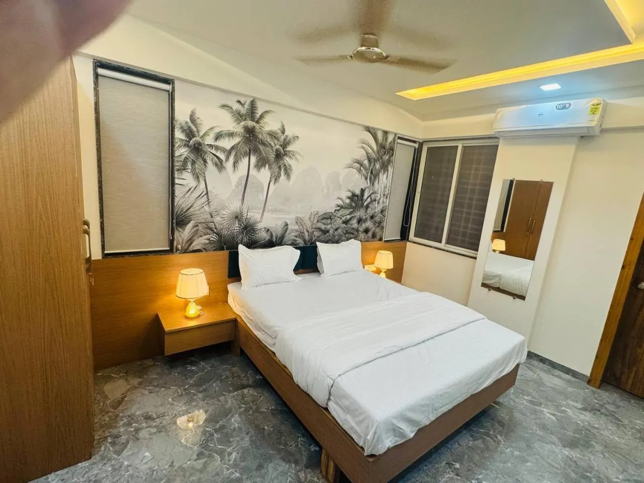 Hotel Mighter Crest