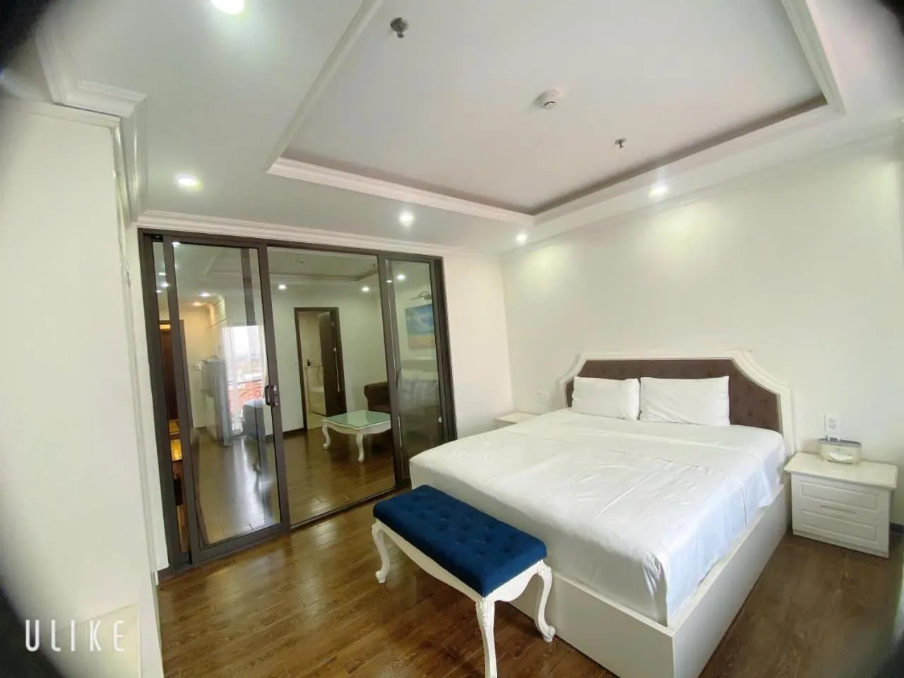 Photo of the whole room in Queenie Hotel