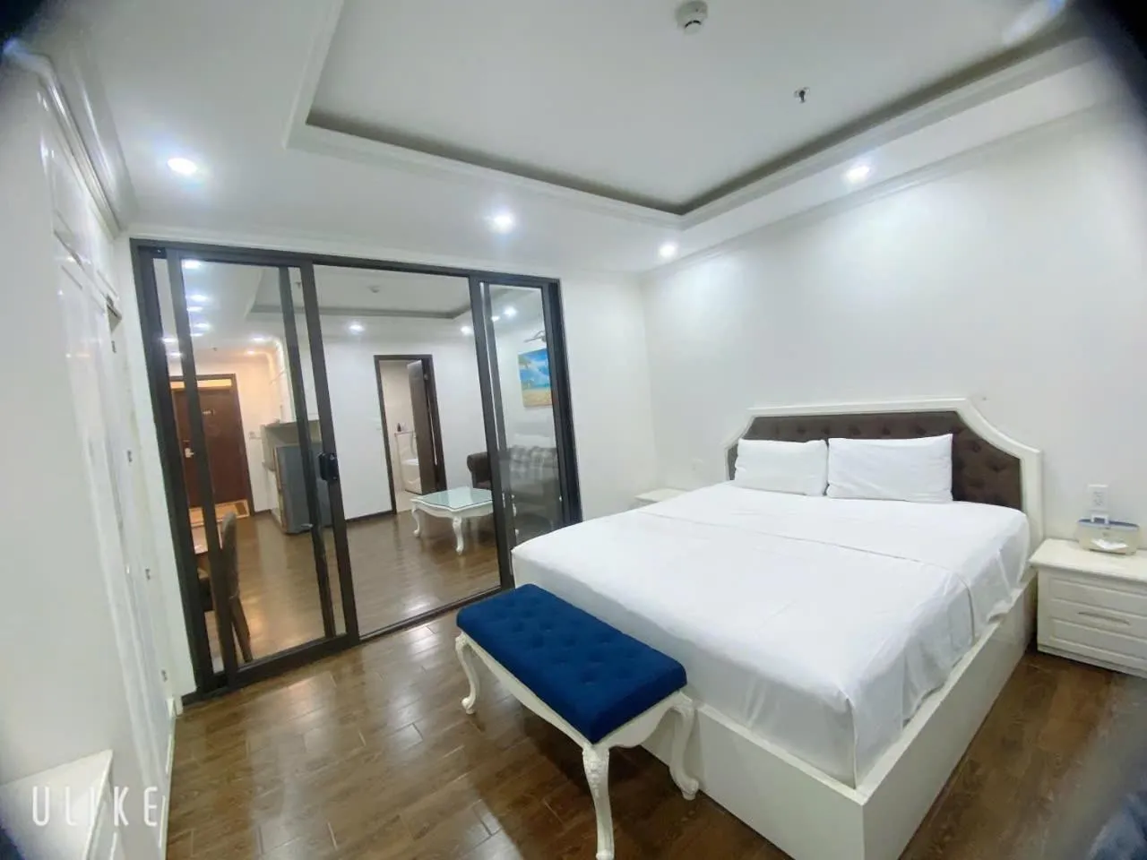 Photo of the whole room in Queenie Hotel