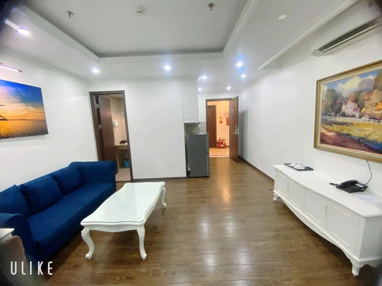 Photo of the whole room in Queenie Hotel