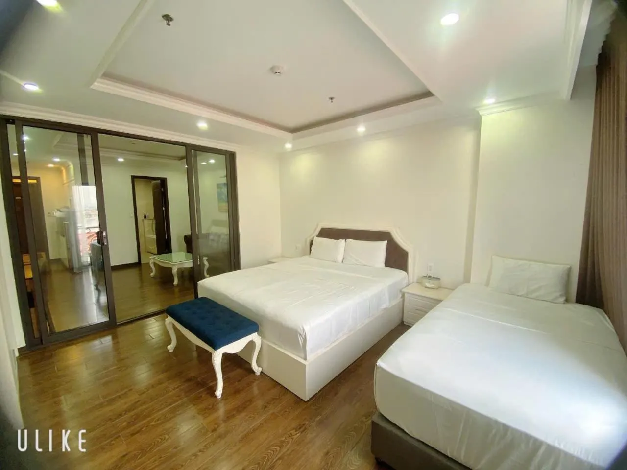 Photo of the whole room in Queenie Hotel
