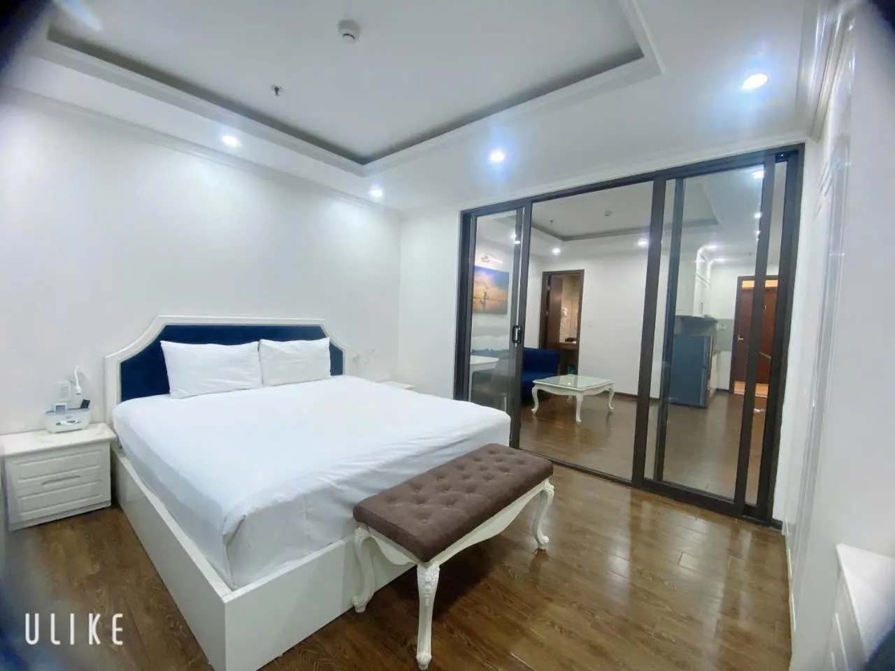 Photo of the whole room in Queenie Hotel