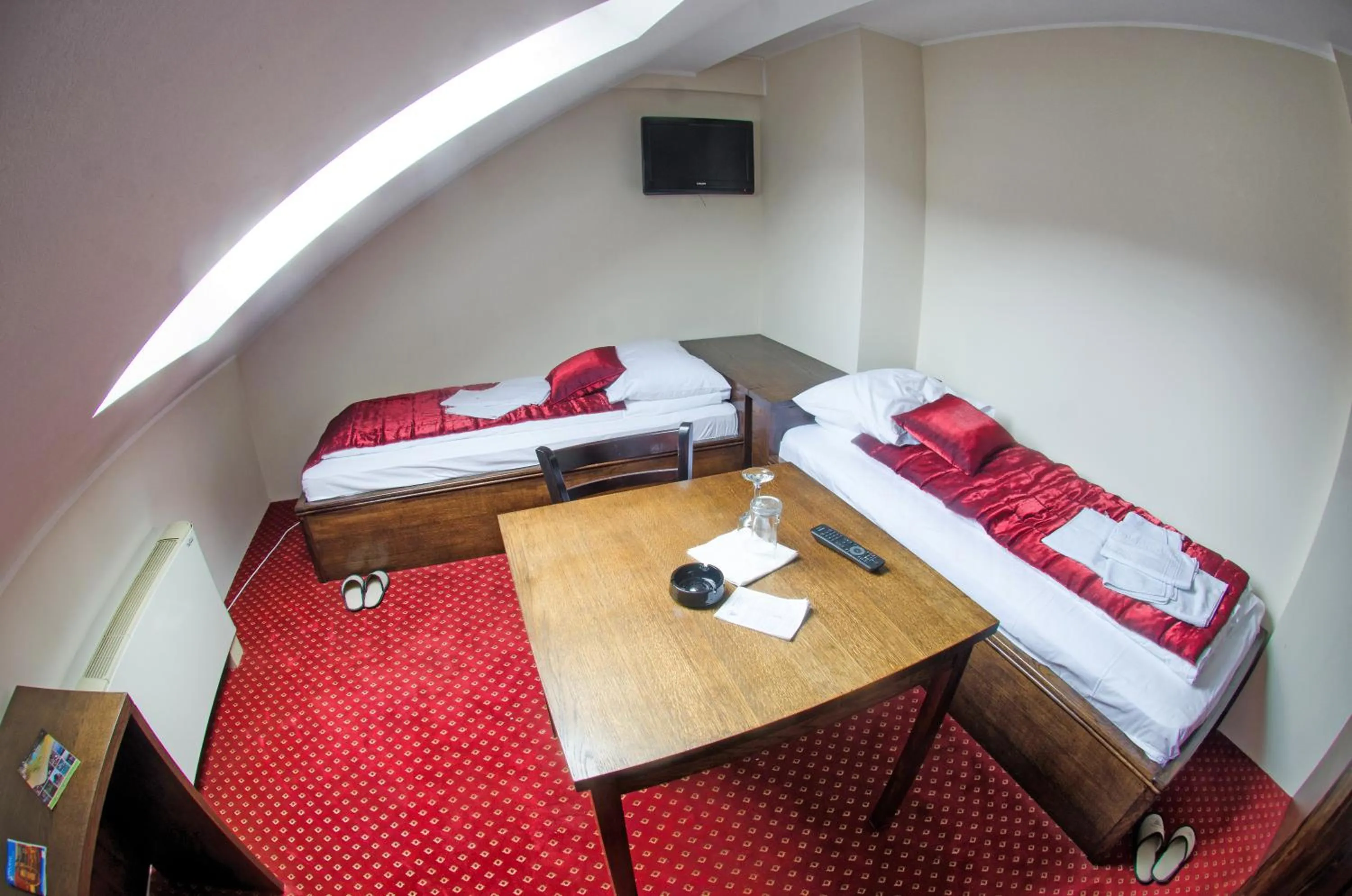 Bed in Hotel Konak Konjic