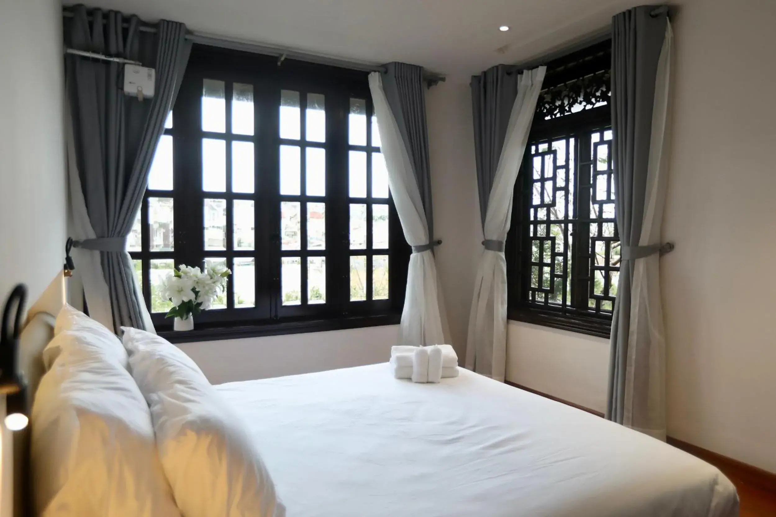 Deluxe Double Room in DD Hospitality - Mây Bách Đà lạt Deluxe Double Room in DD Hospitality - Mây Bách Đà lạt