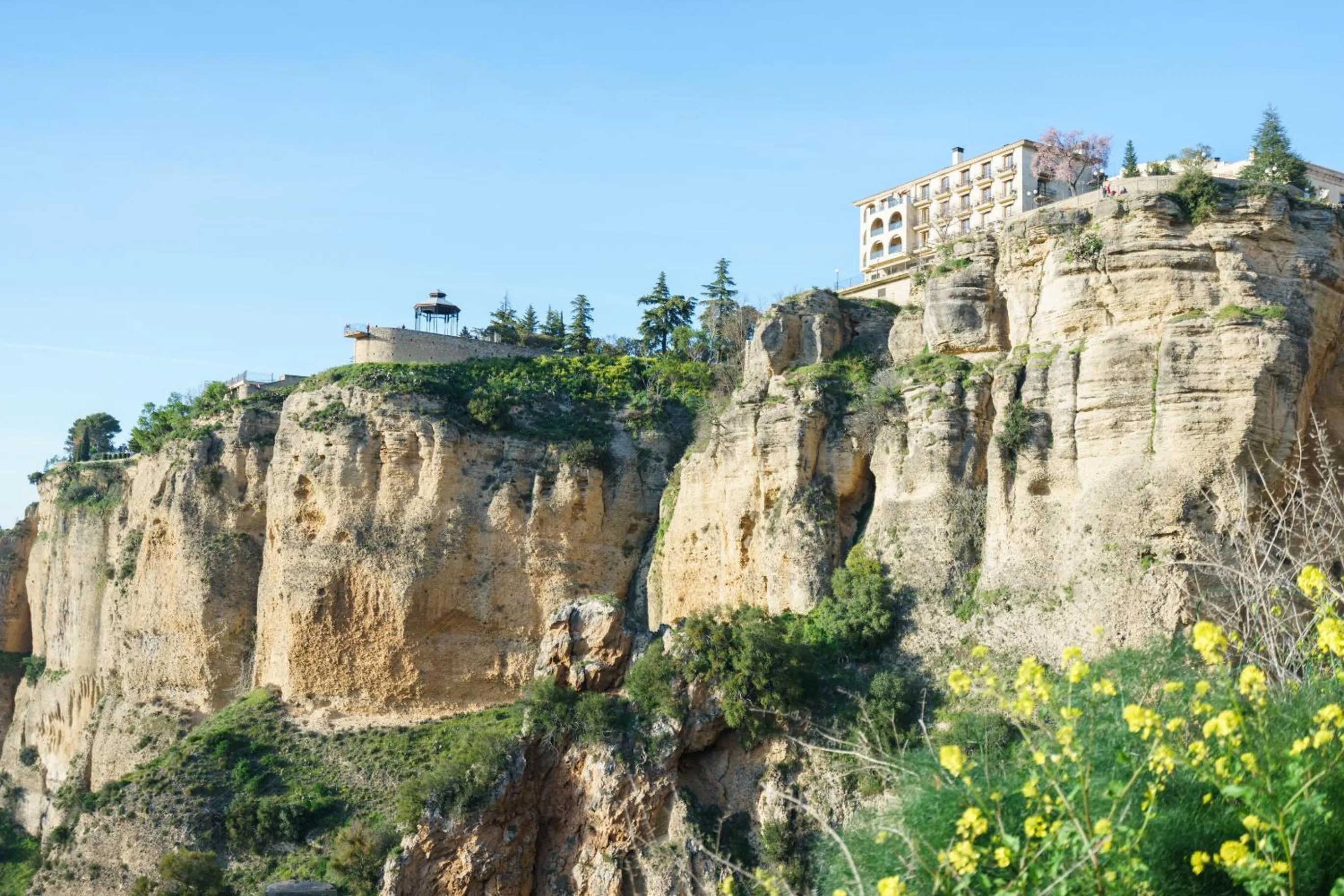 Nearby landmark in Arunda I