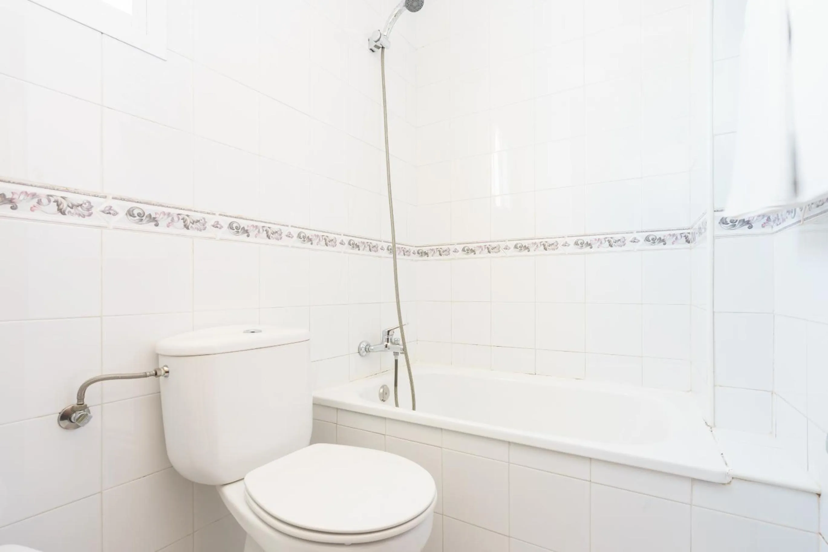 Bathroom in Arunda I