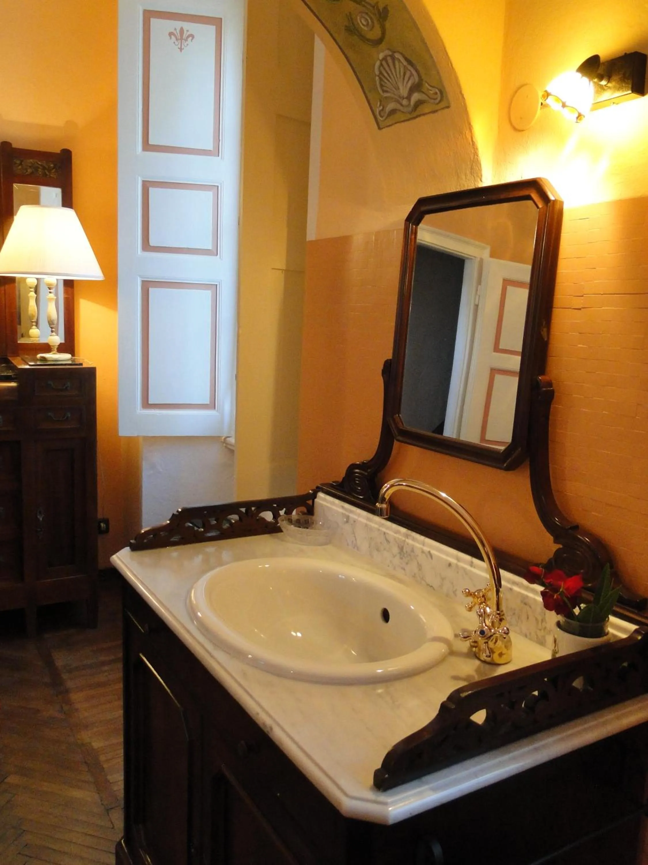 Patio in Palazzo Ronchelli