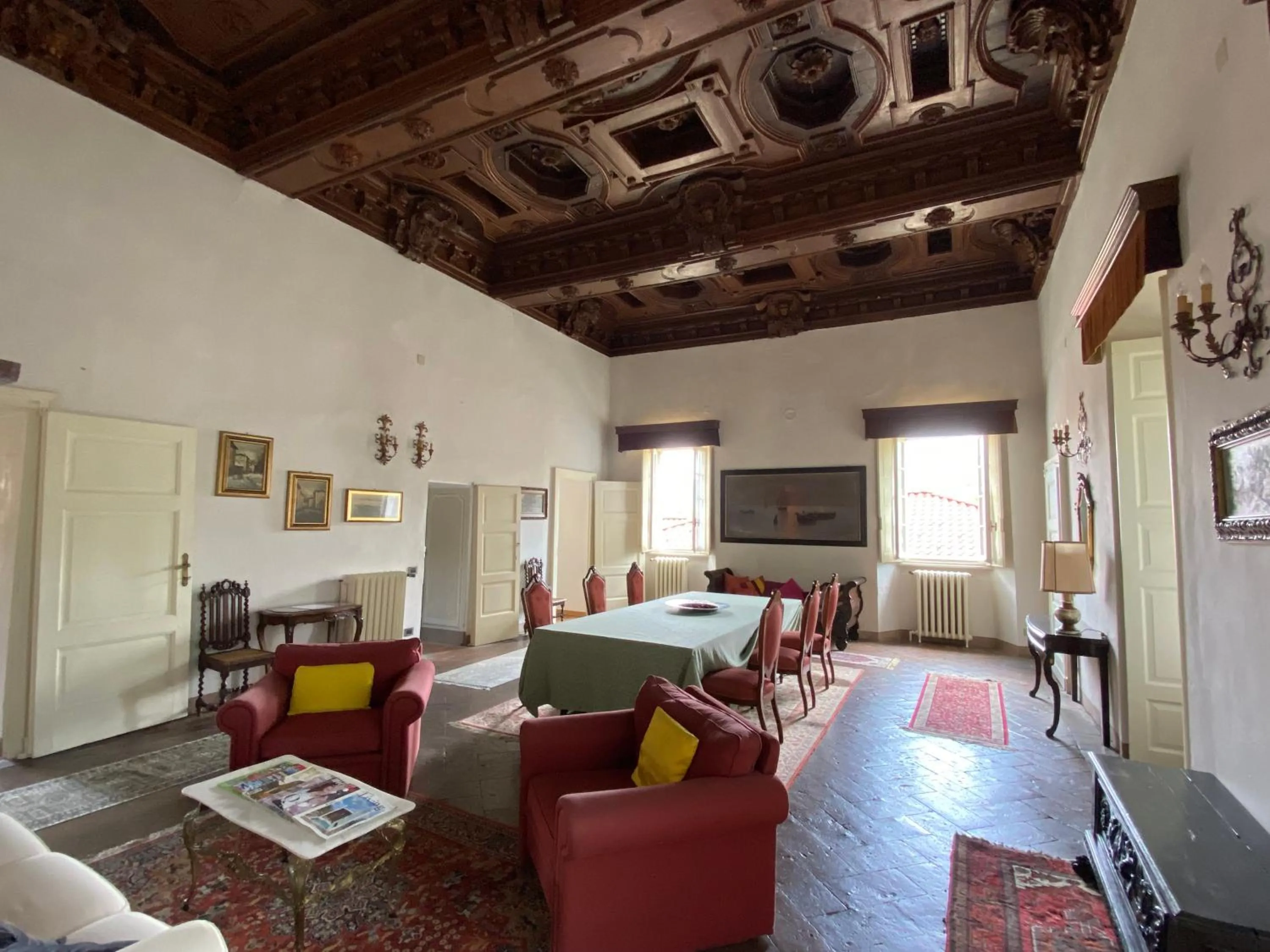 Communal lounge/ TV room in Palazzo Ronchelli