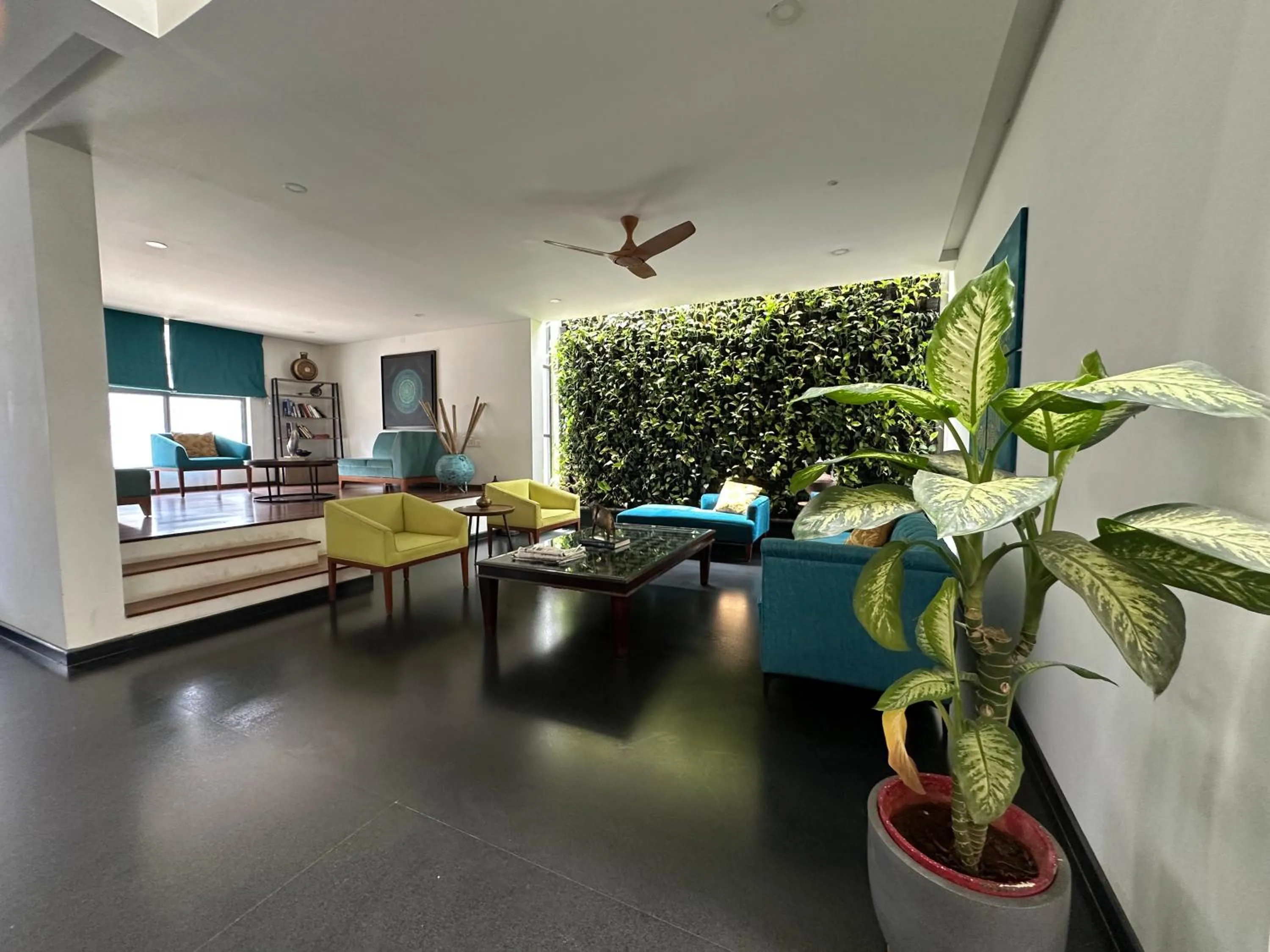 Aura Corporate Suites