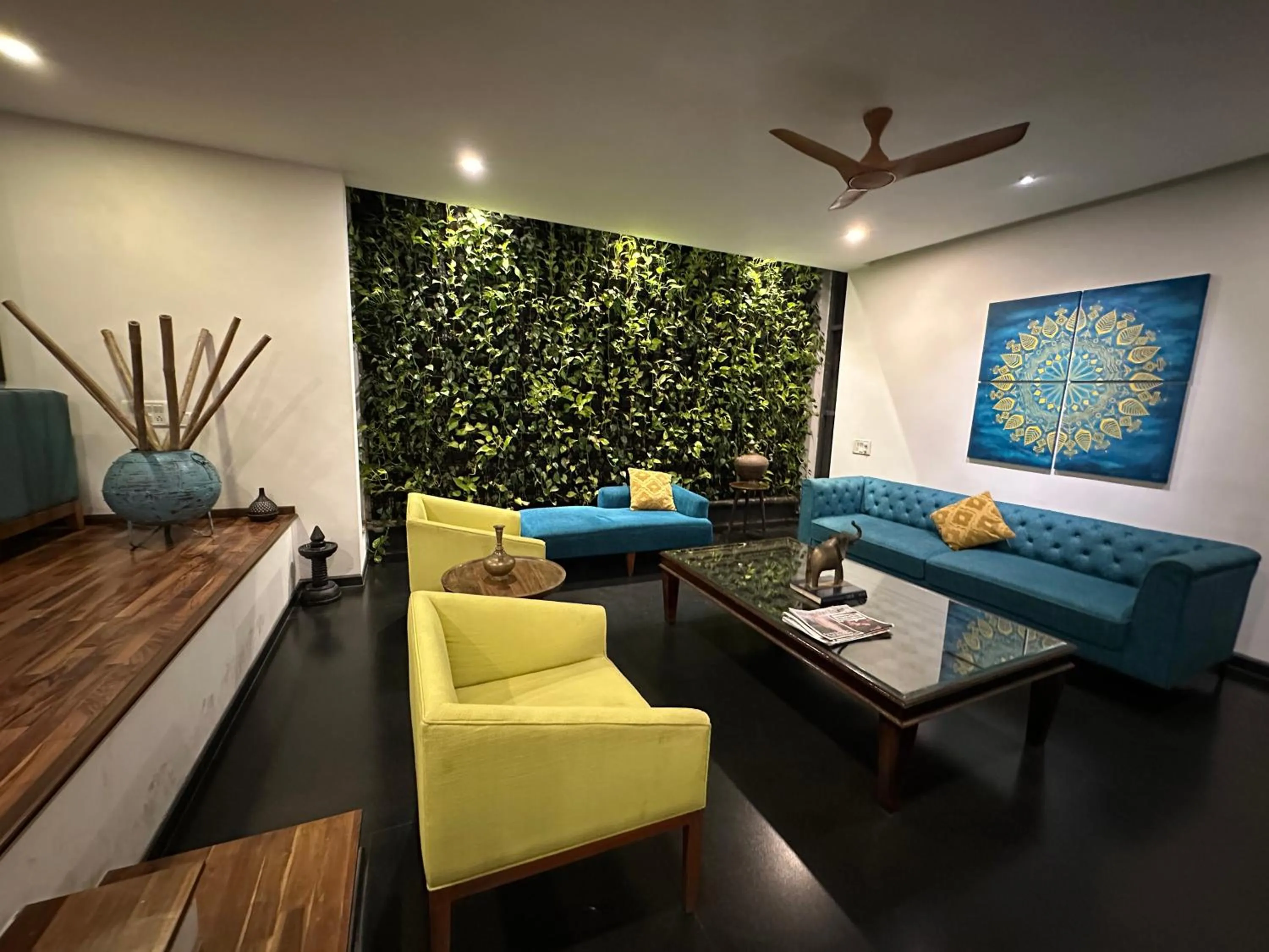 Aura Corporate Suites