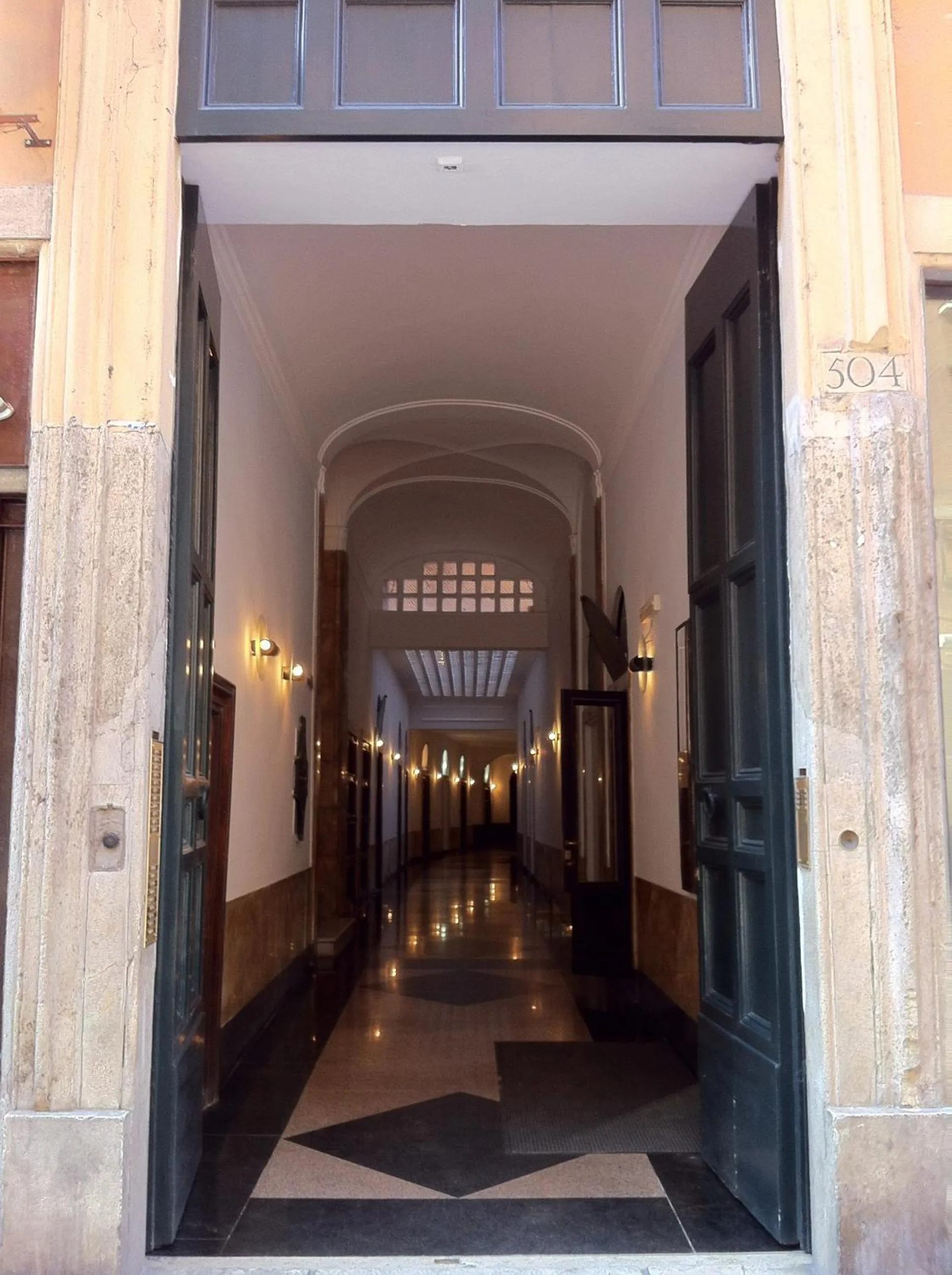 Facade/entrance in Lata Luxury Rooms