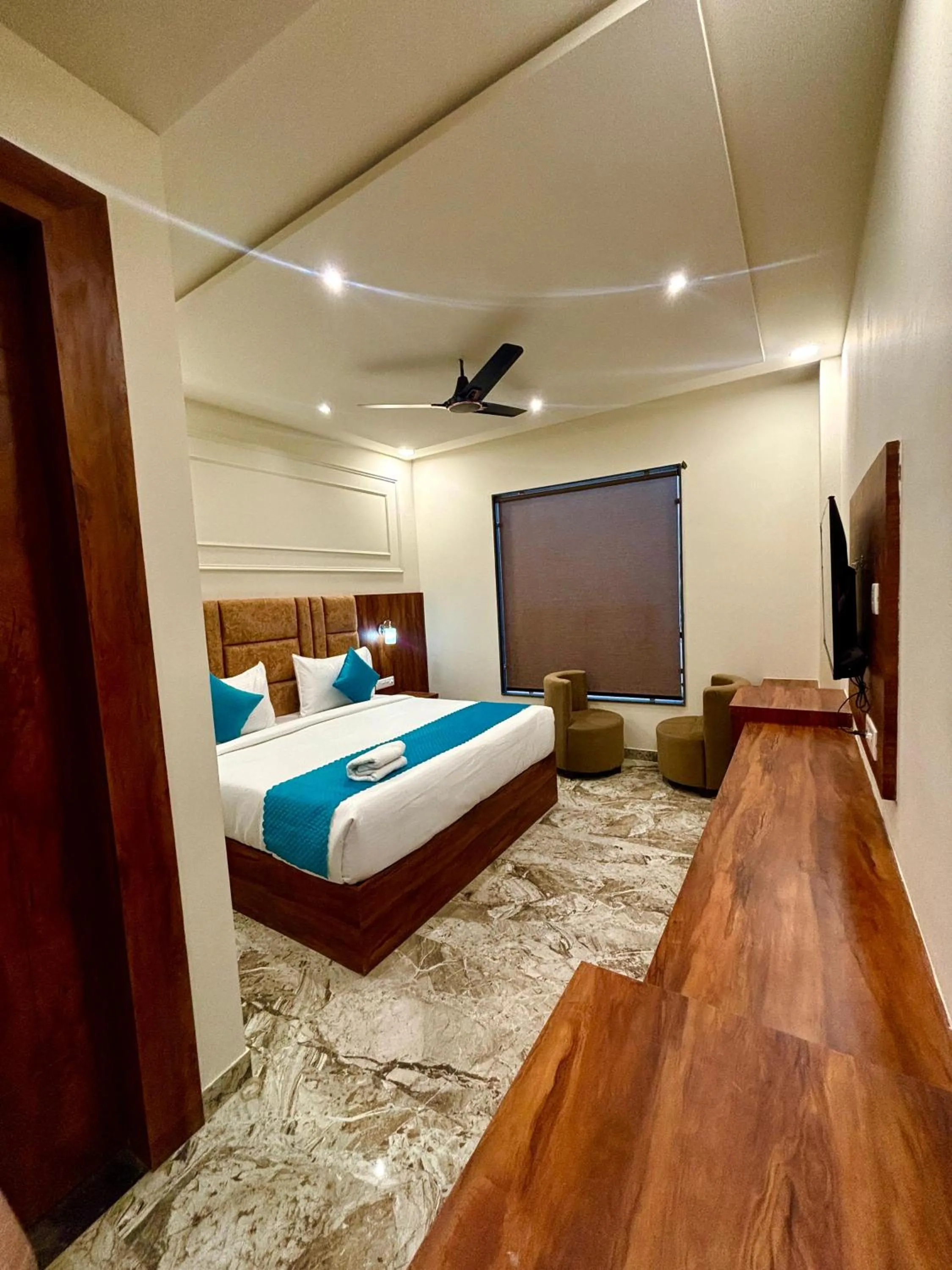 Bed in Hotel Majestic Heights Agra