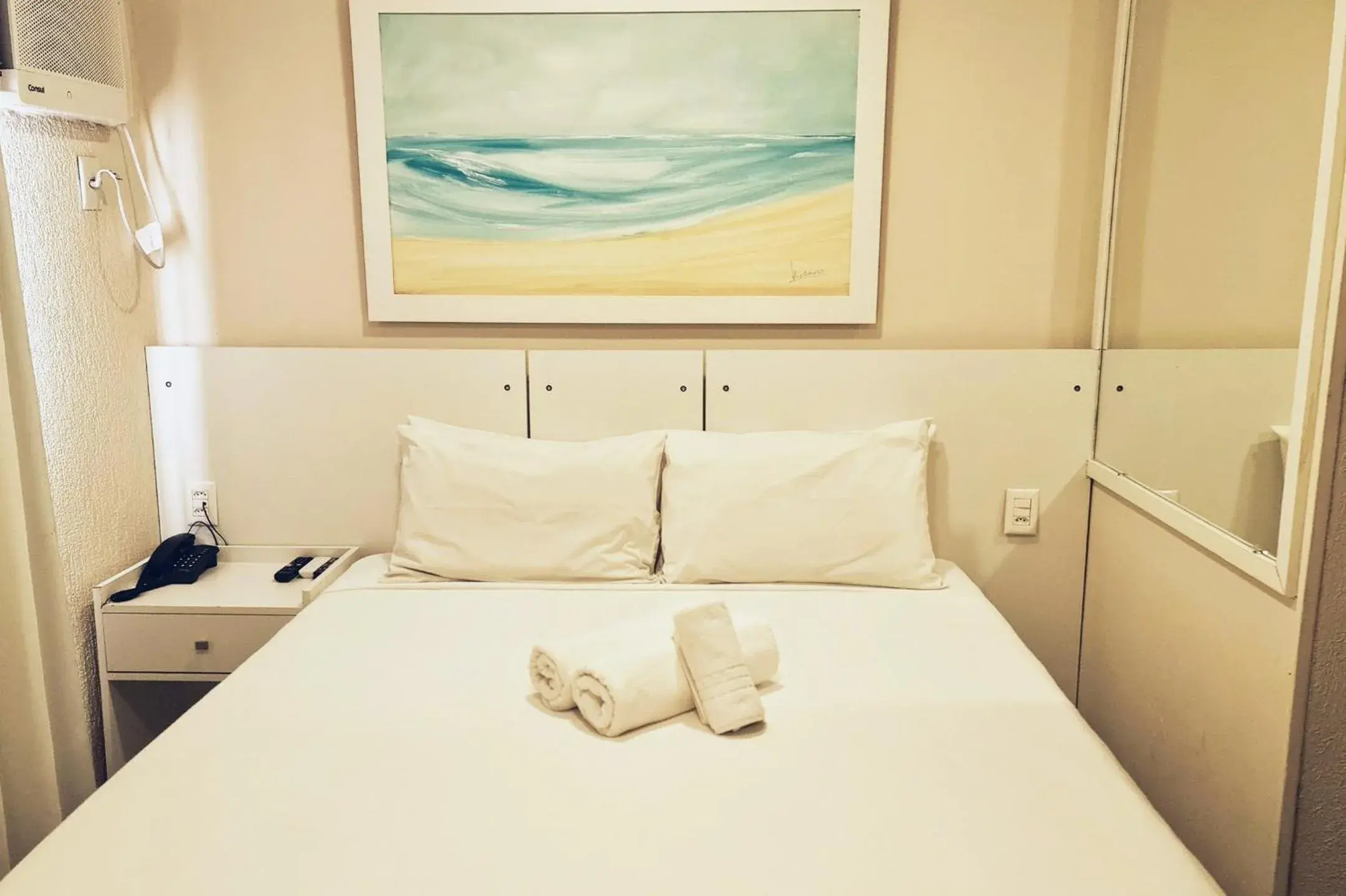 Budget Single Room - single occupancy in KS Beach Hotel Budget Single Room - single occupancy in KS Beach Hotel