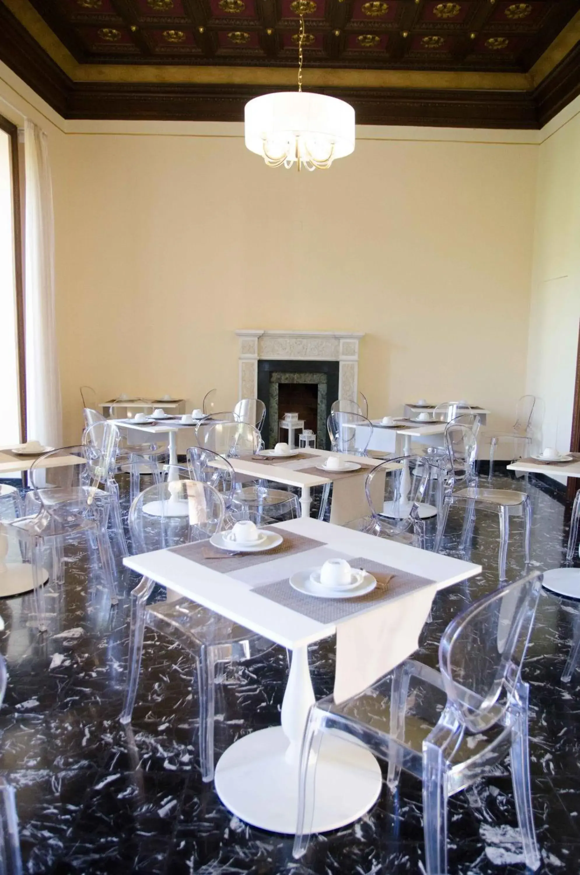 Lounge or bar in Etna Suite Group Lounge or bar in Etna Suite Group