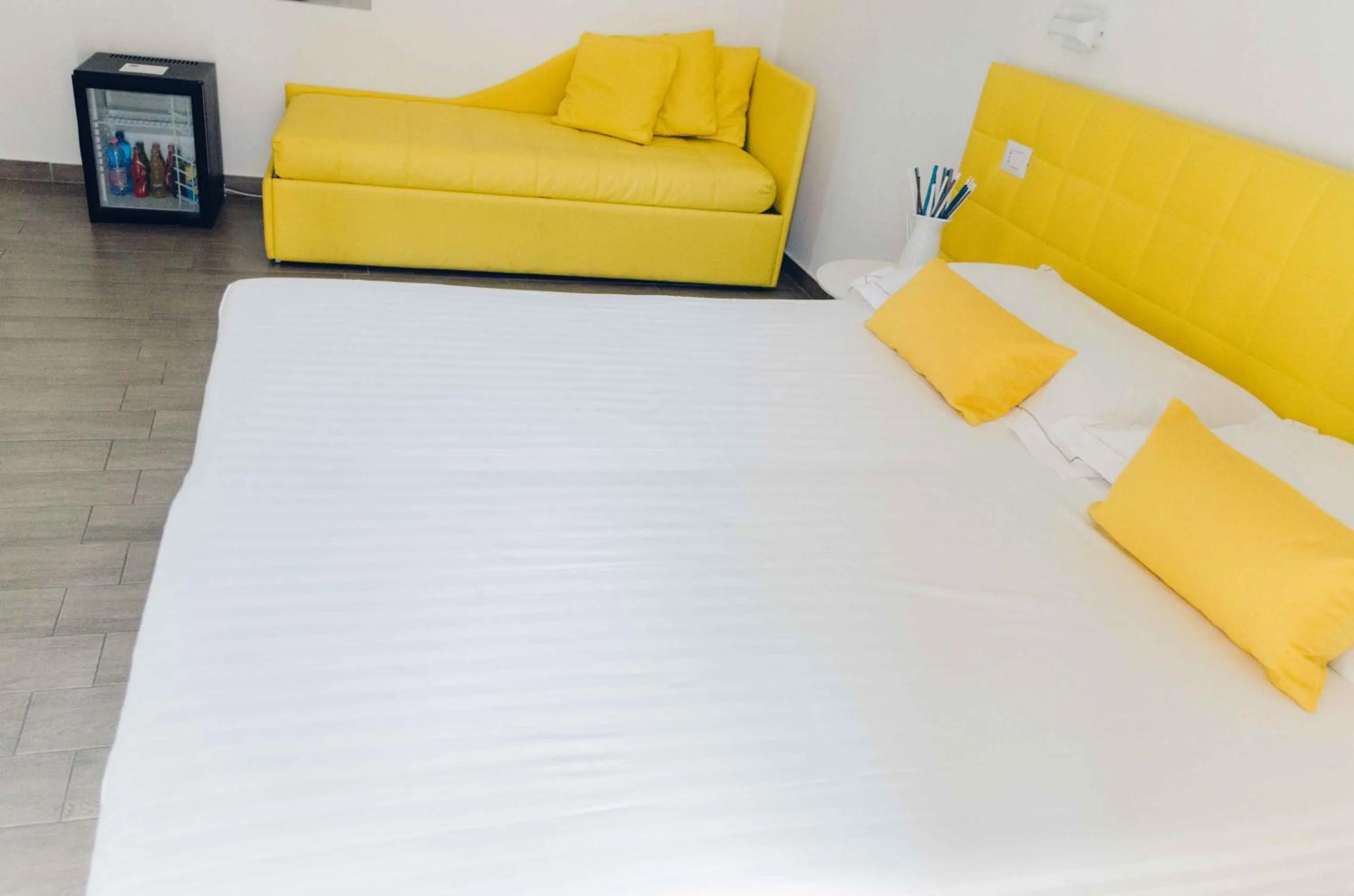 Bedroom, Bed in Etna Suite Group