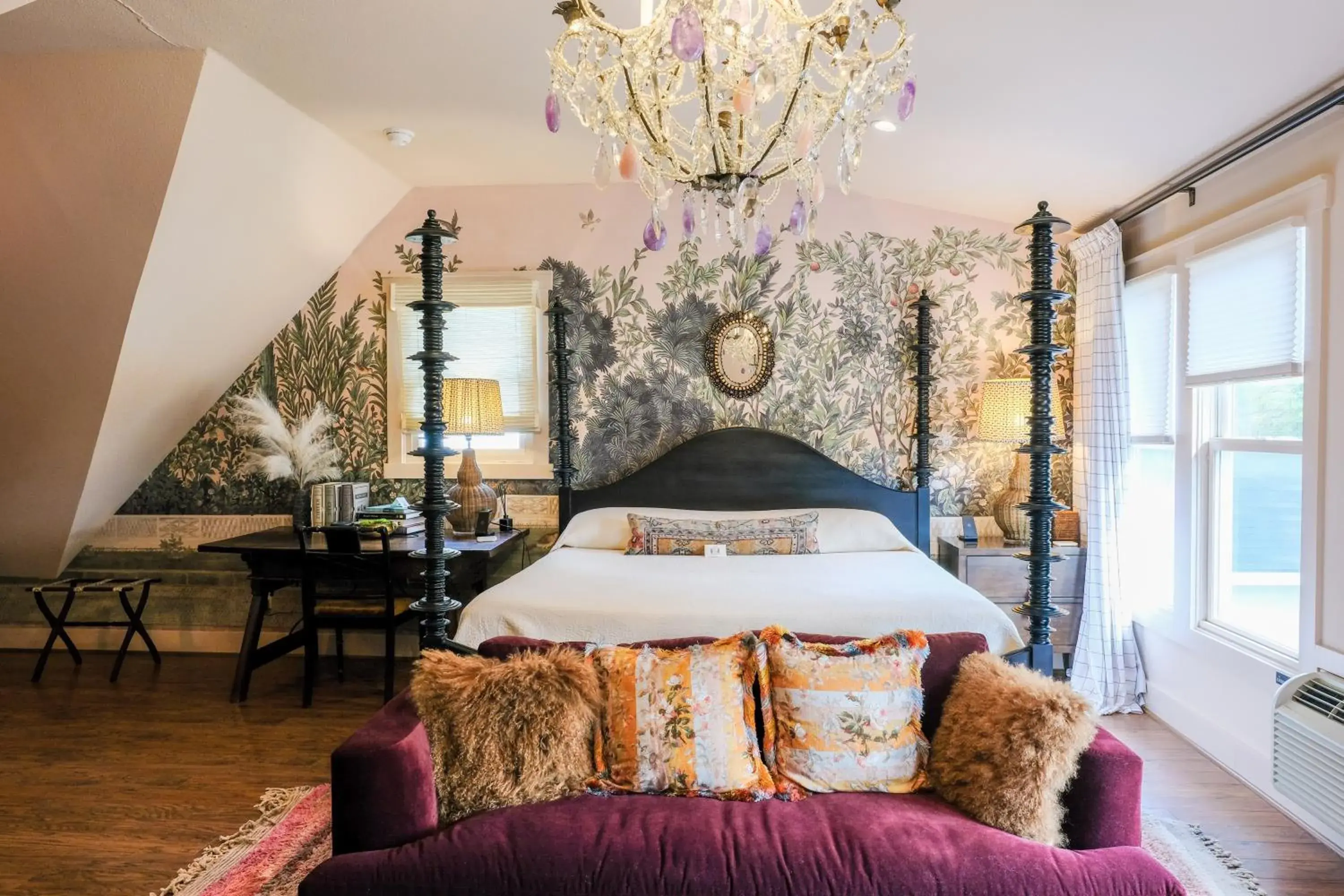Double Room with Balcony in The Menagerie Double Room with Balcony in The Menagerie