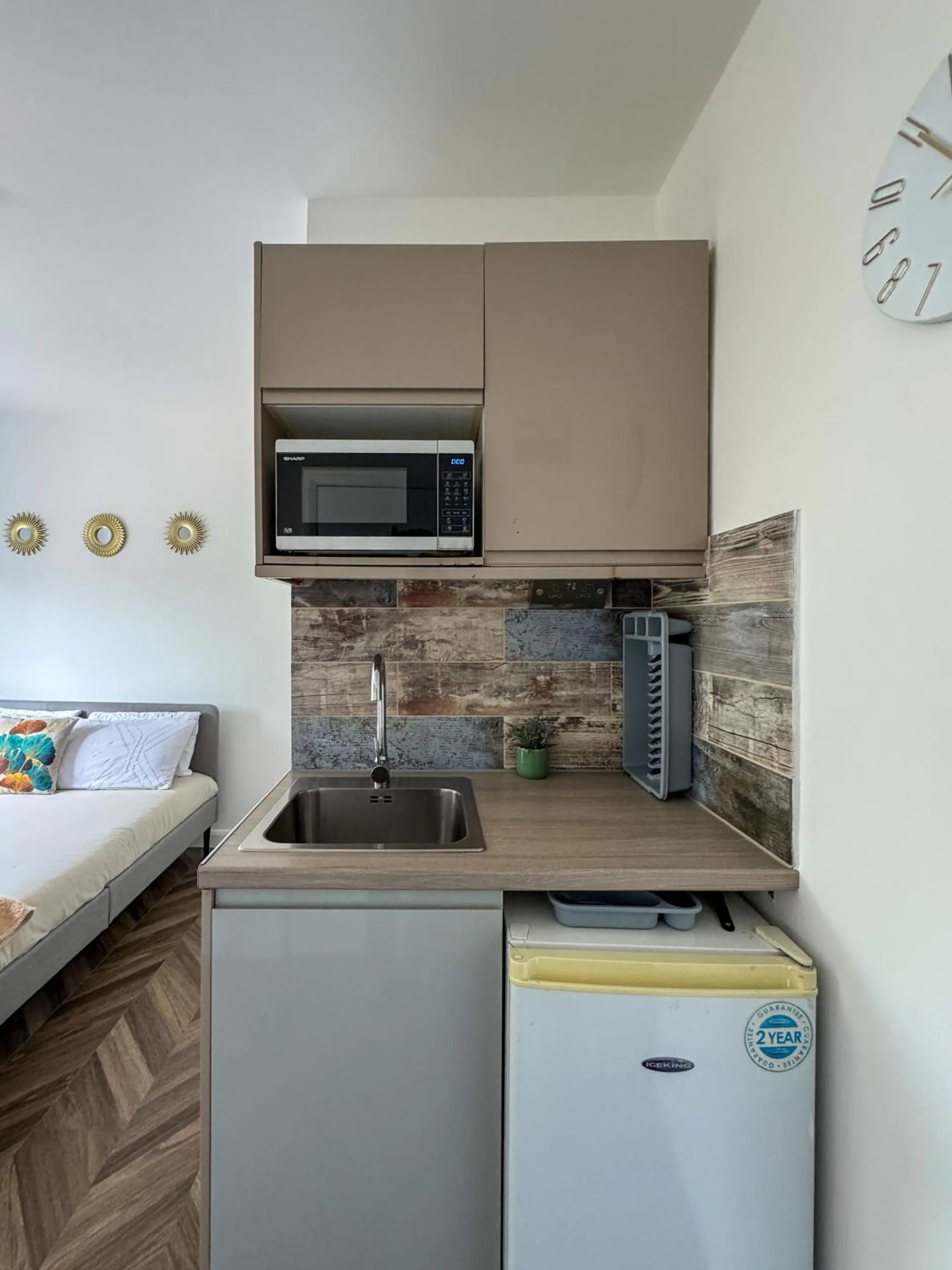 Kitchen or kitchenette in Dalston Luxe Studios, 10 minutes away from Liverpool Train Station