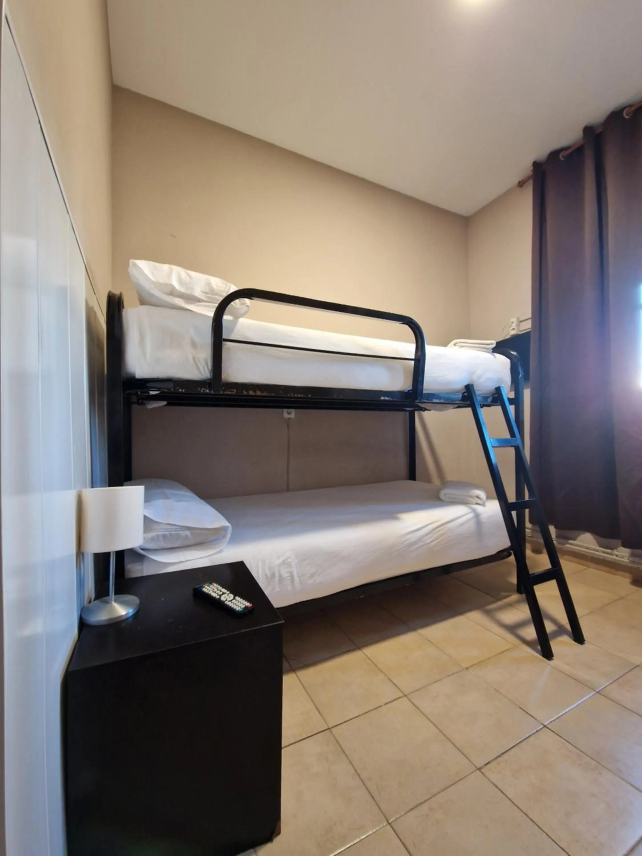 Bed in Metropolitan Atocha