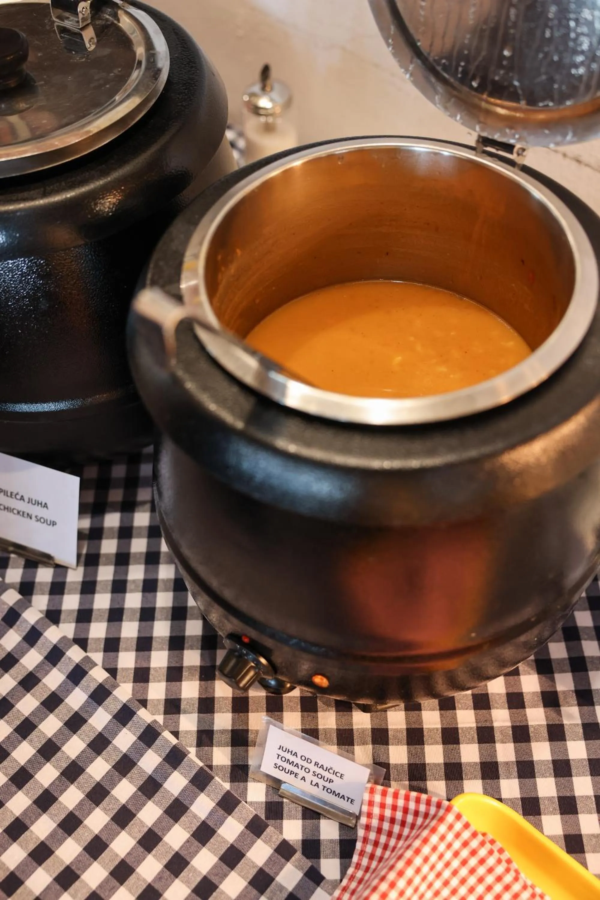 Restaurant/places to eat in Apartments Medena