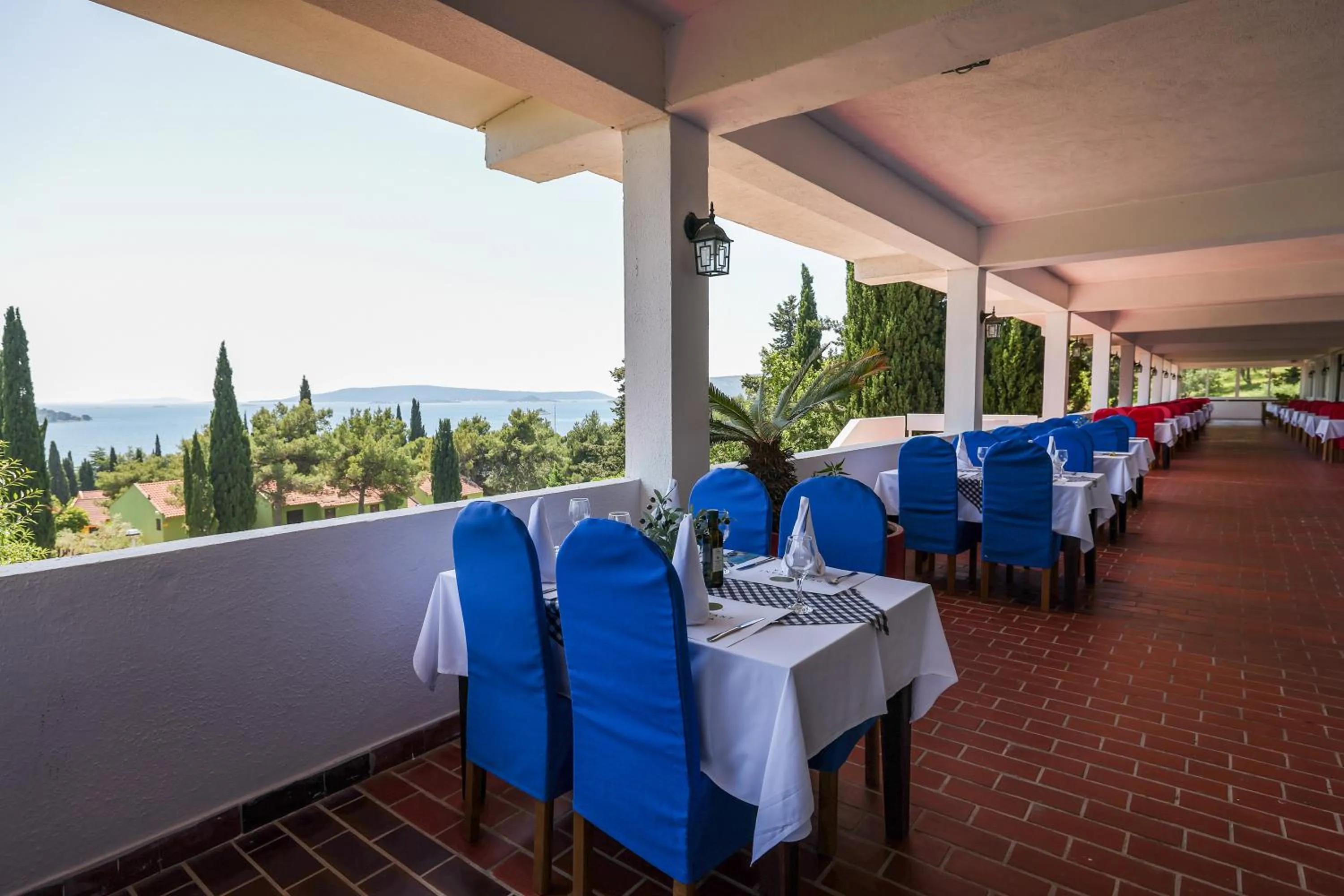 Restaurant/places to eat in Apartments Medena