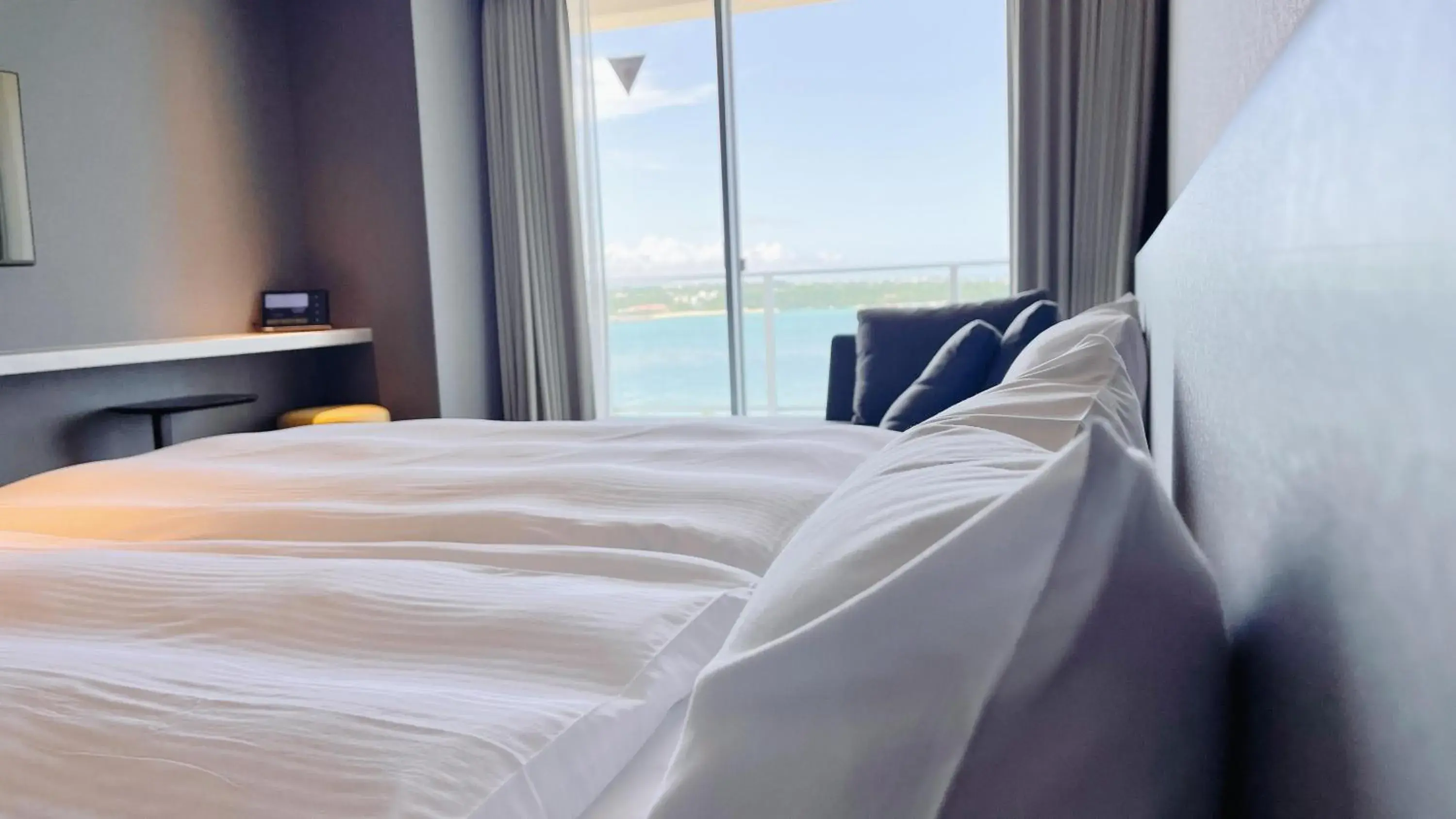 Twin bed room with ocean view terrace - single occupancy in asbo stay hotel Twin bed room with ocean view terrace - single occupancy in asbo stay hotel