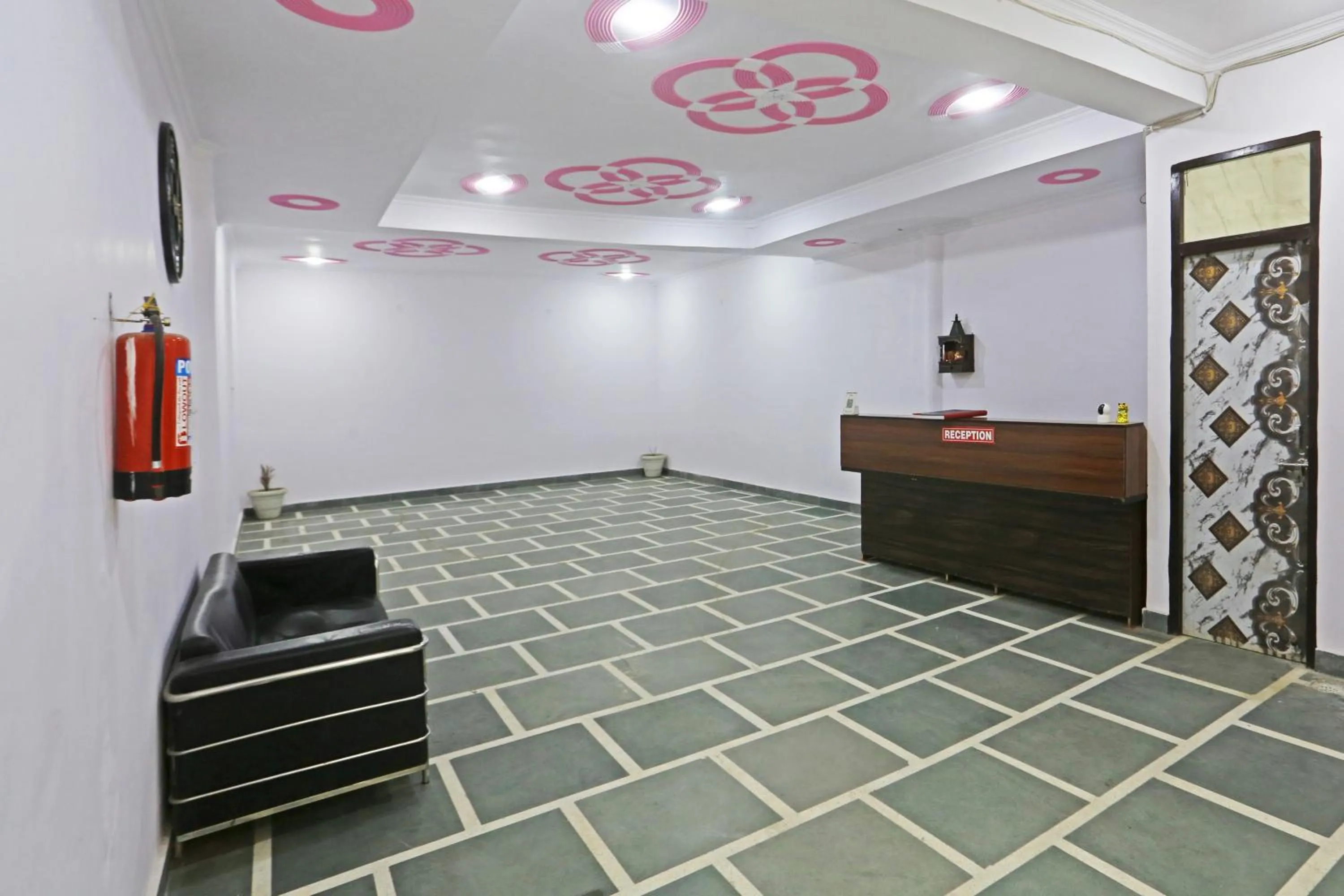 Lobby or reception in Twamev Residency