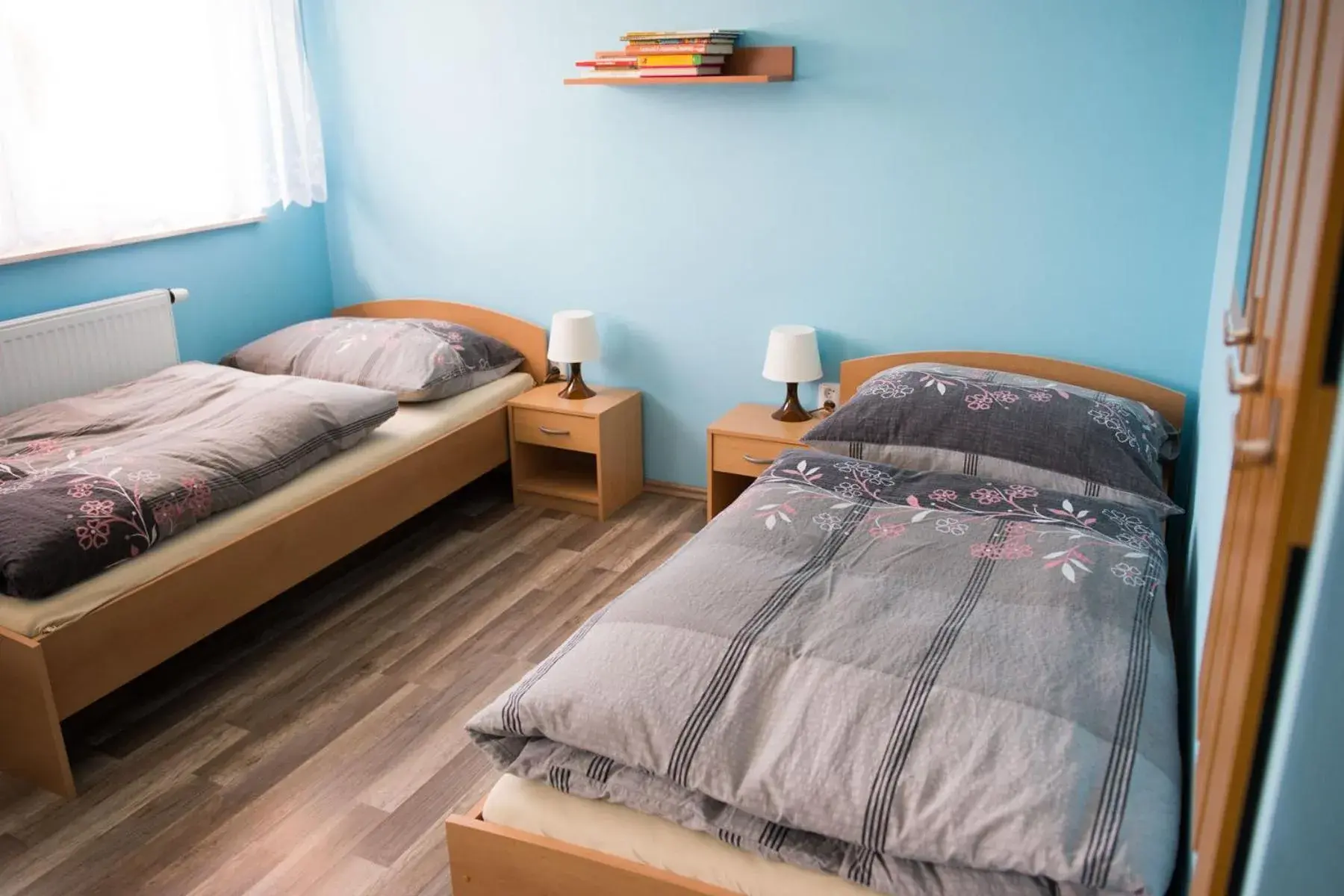 Triple Room with Bathroom - single occupancy in Penzion Veritas Triple Room with Bathroom - single occupancy in Penzion Veritas