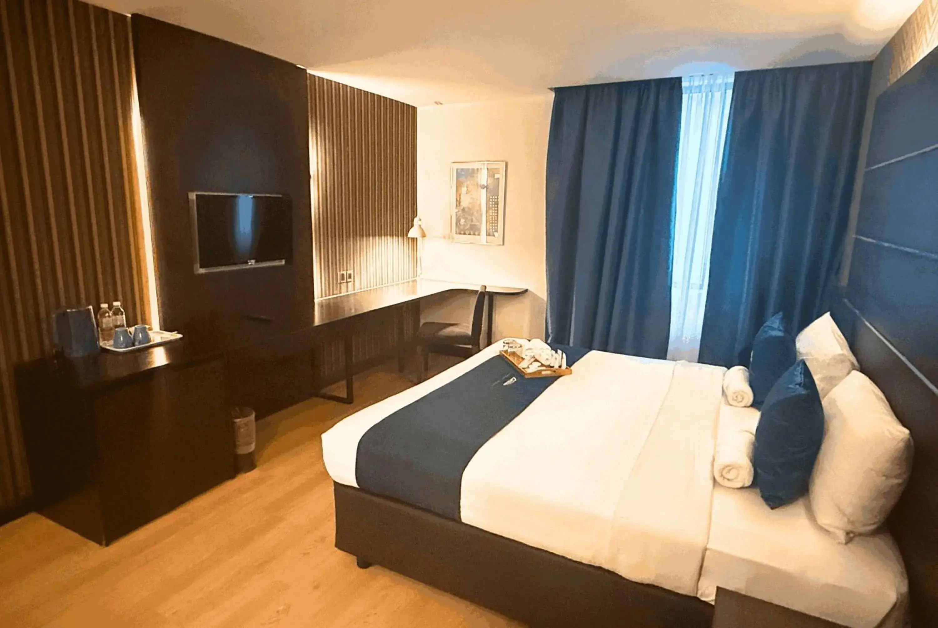 Photo of the whole room, Bed in Howard Johnson By Wyndham Kuala Lumpur 118 Photo of the whole room, Bed in Howard Johnson By Wyndham Kuala Lumpur 118