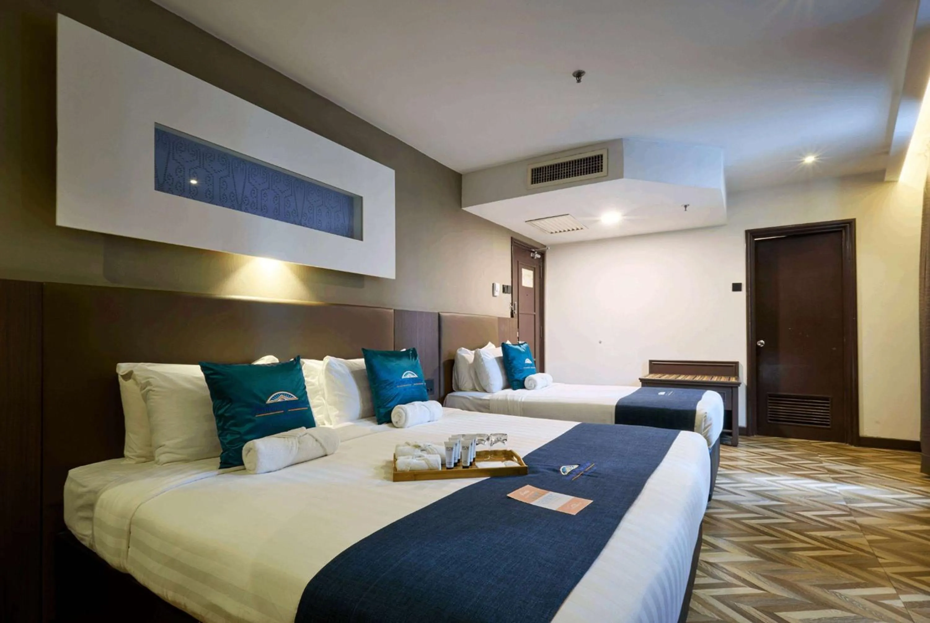 Photo of the whole room, Bed in Howard Johnson By Wyndham Kuala Lumpur 118