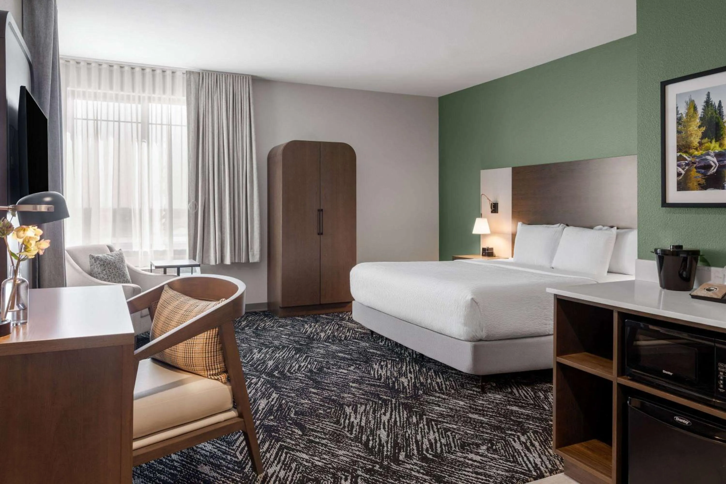 Photo of the whole room, Bed in La Quinta Inn and Suites by Wyndham Lincoln